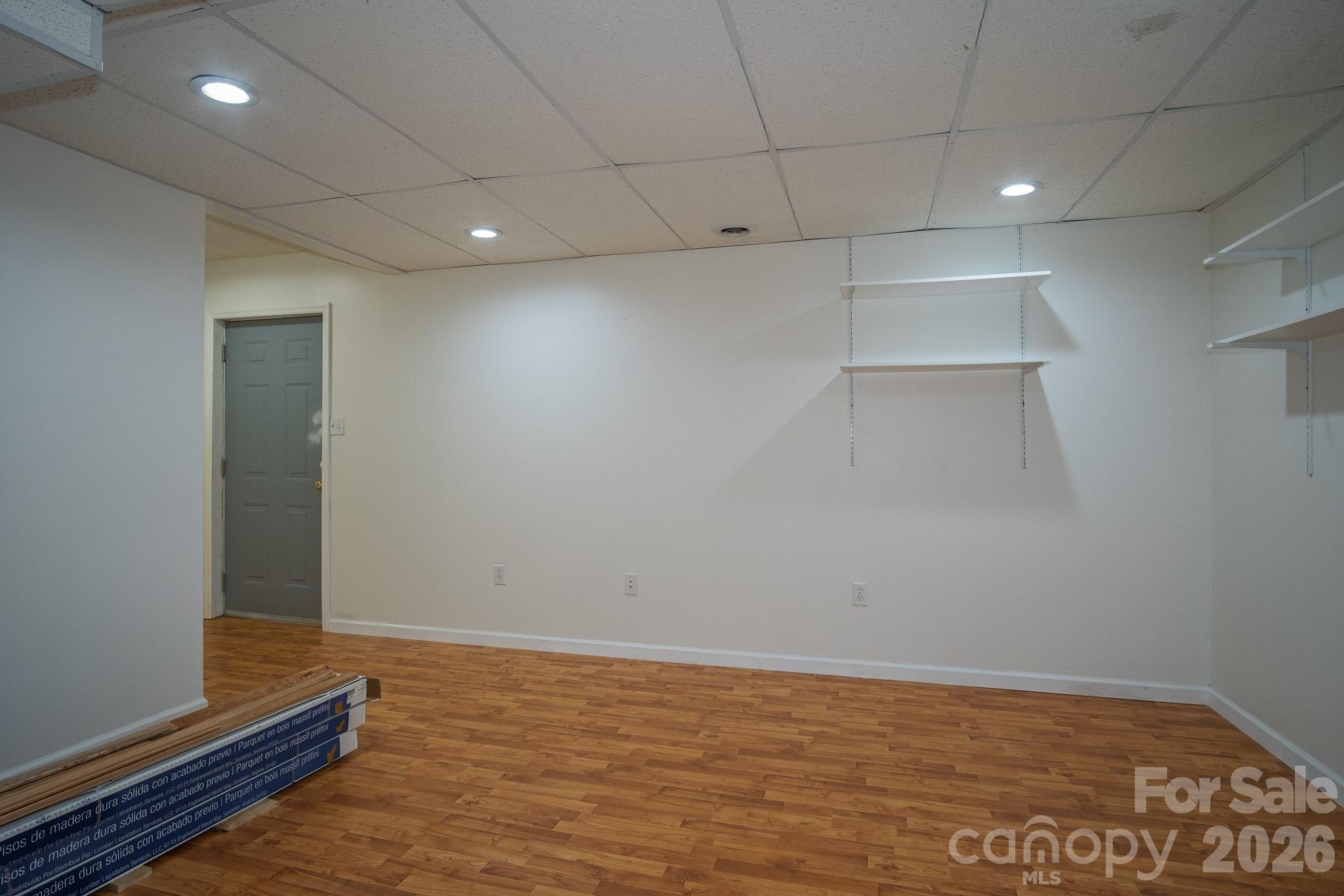17 Squires Lane — Candler