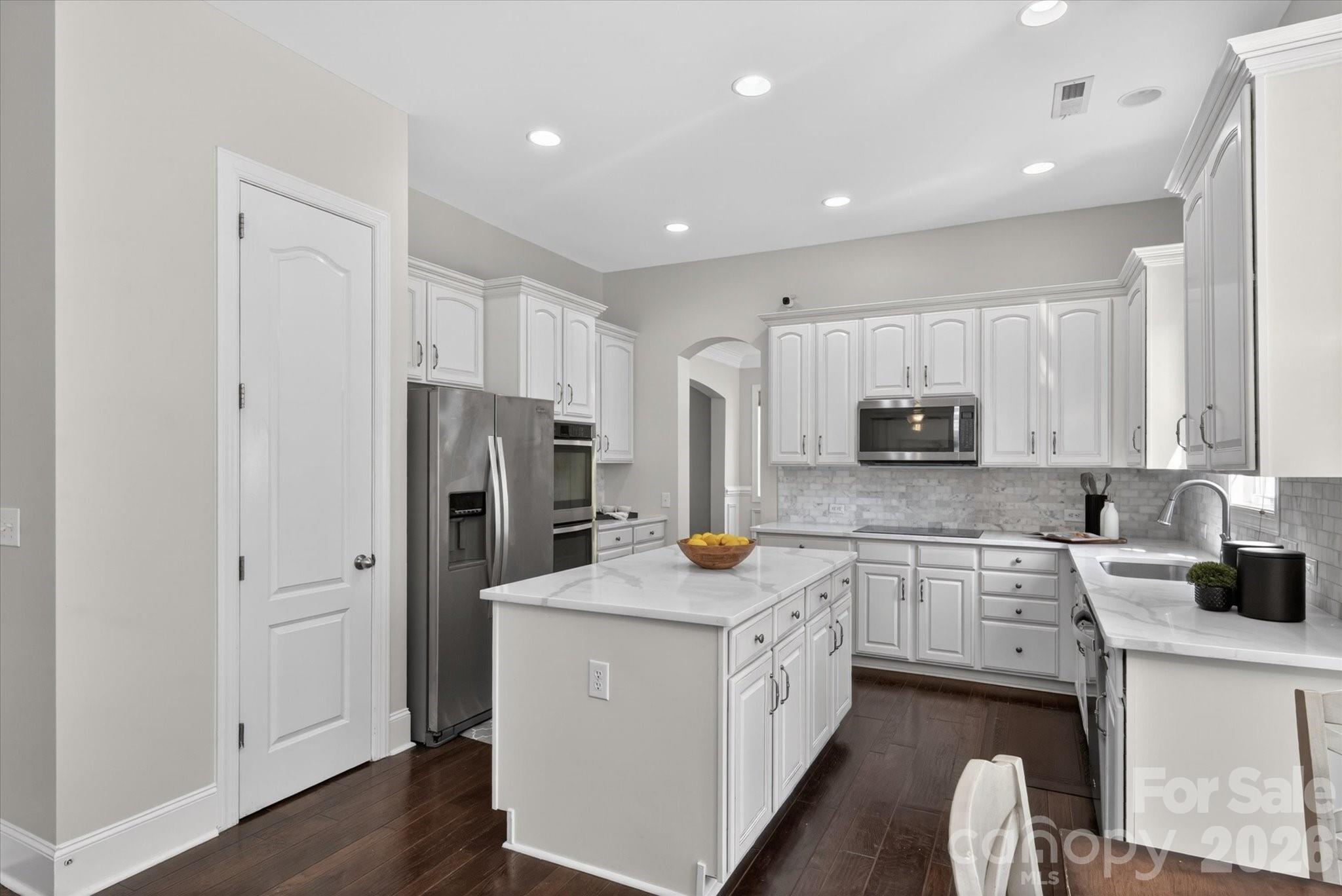 4936 Hawk Shadow Lane — Charlotte