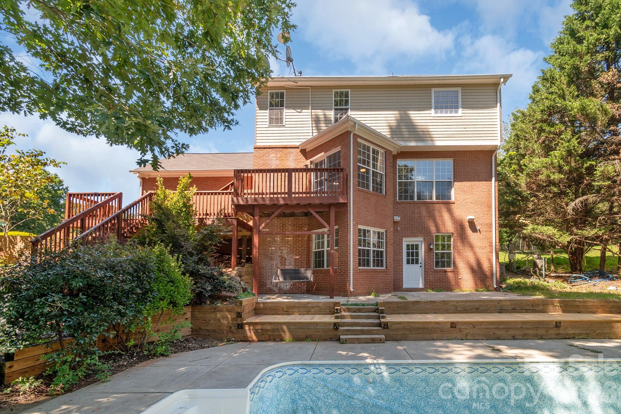 4227 Kiser Woods Drive SW — Concord