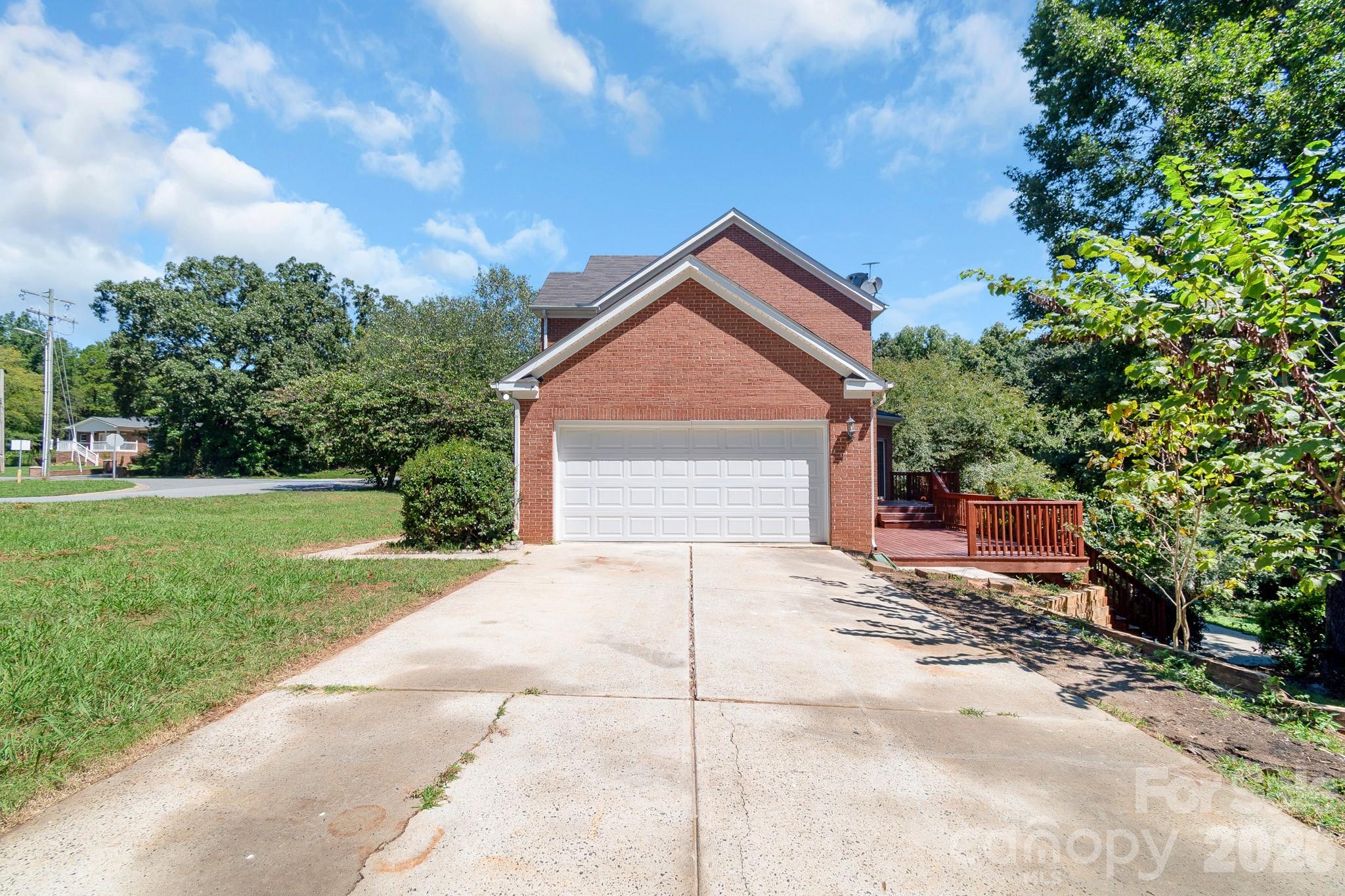 4227 Kiser Woods Drive SW — Concord