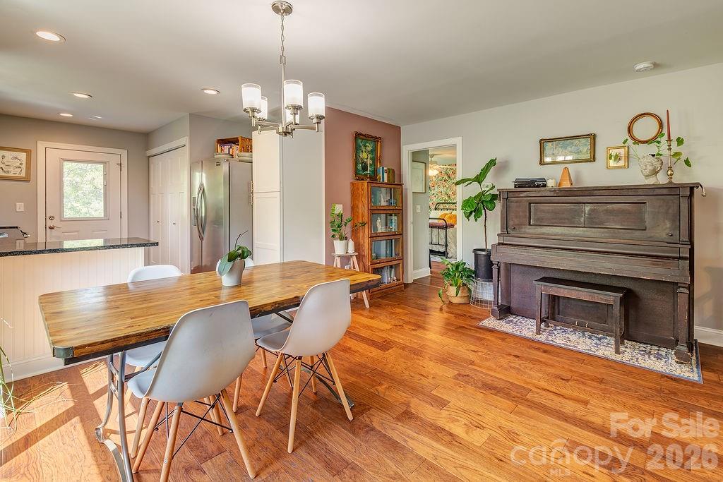 20 Plemmons Street — Asheville
