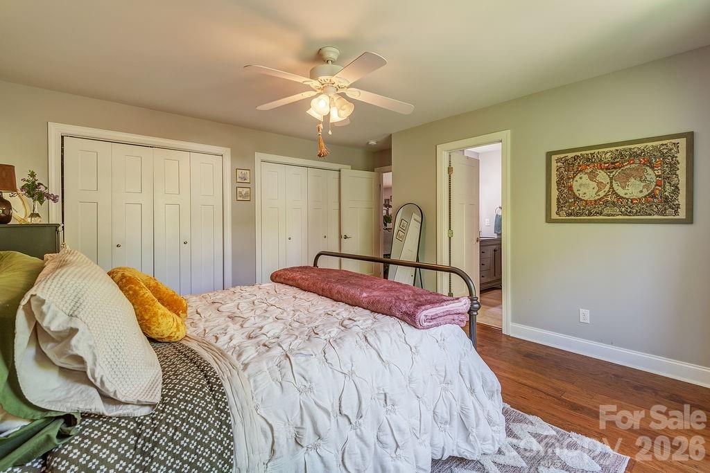 20 Plemmons Street — Asheville