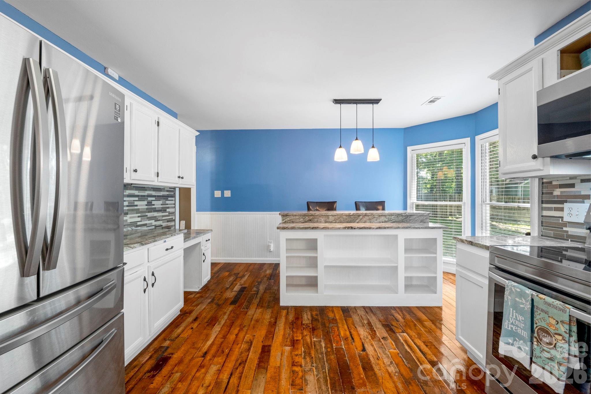 2133 Highland View Lane — Charlotte
