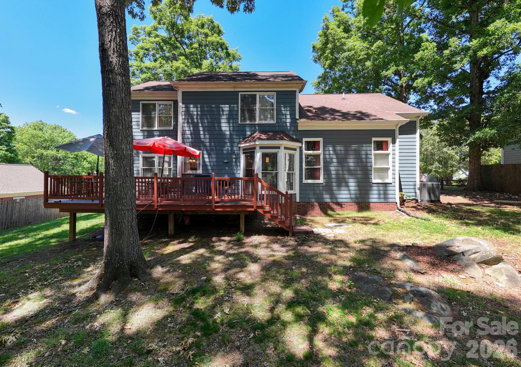 2133 Highland View Lane — Charlotte