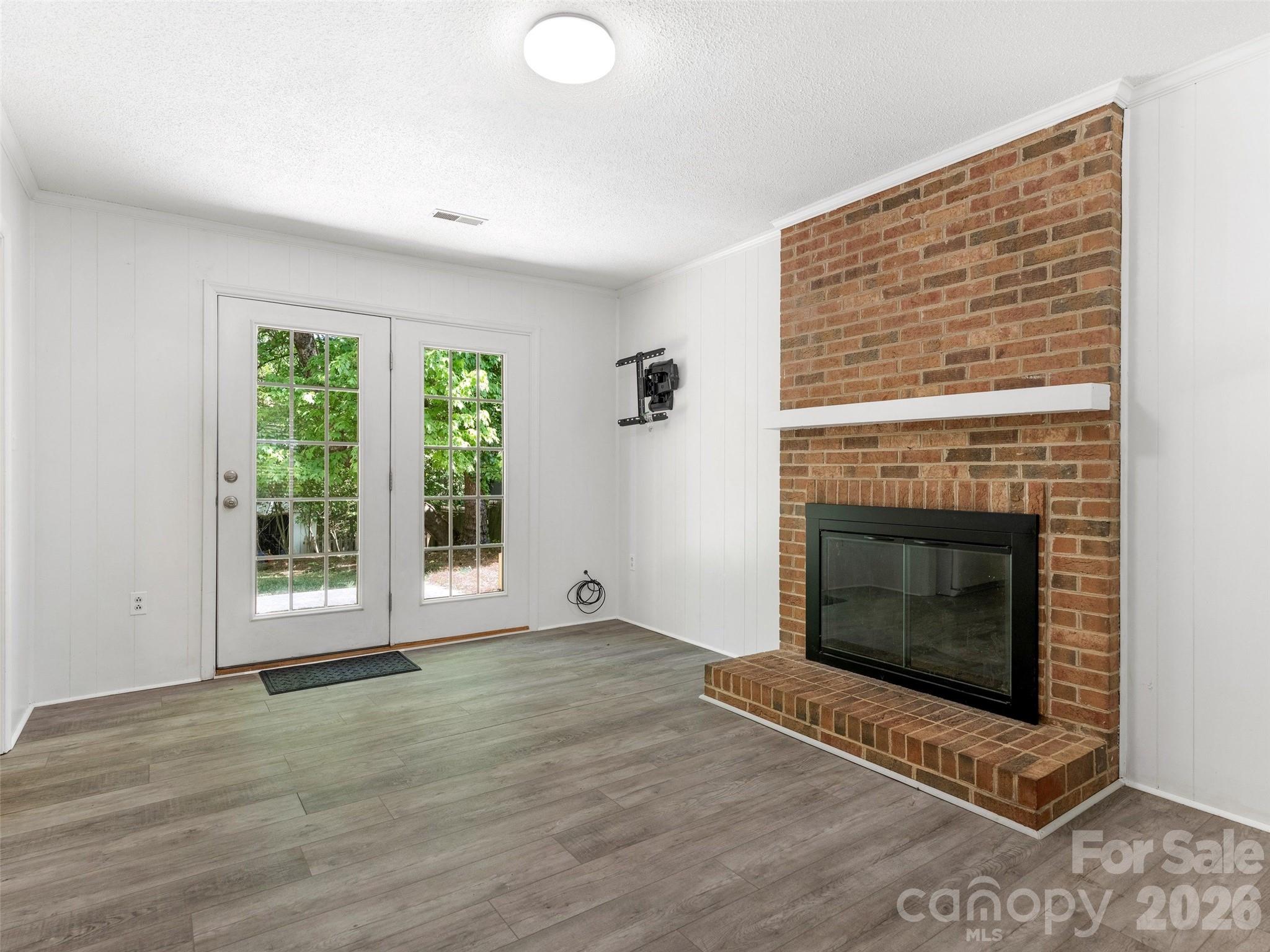 7811 Winterset Drive — Charlotte