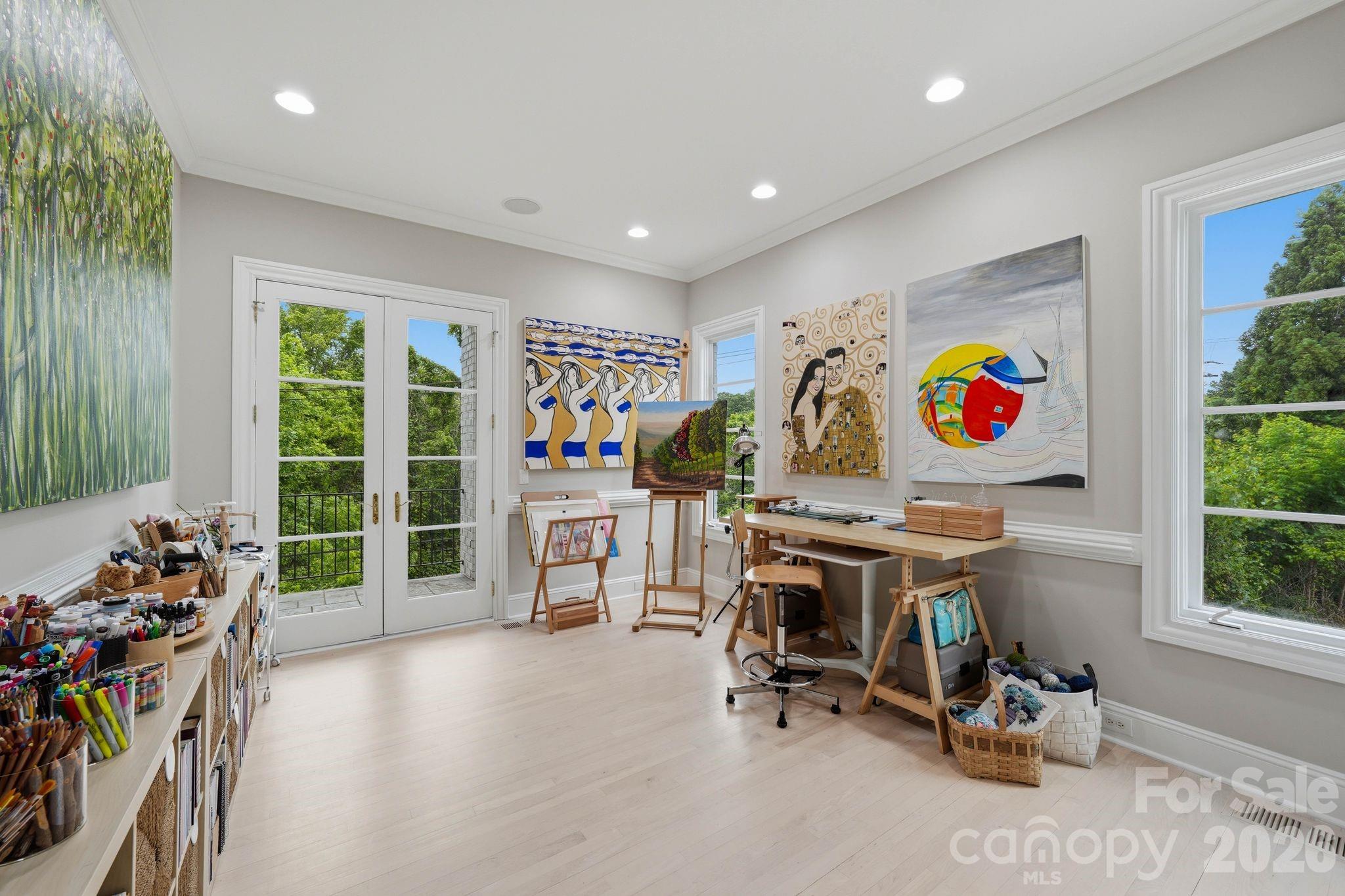1120 Chollywood Drive — Charlotte