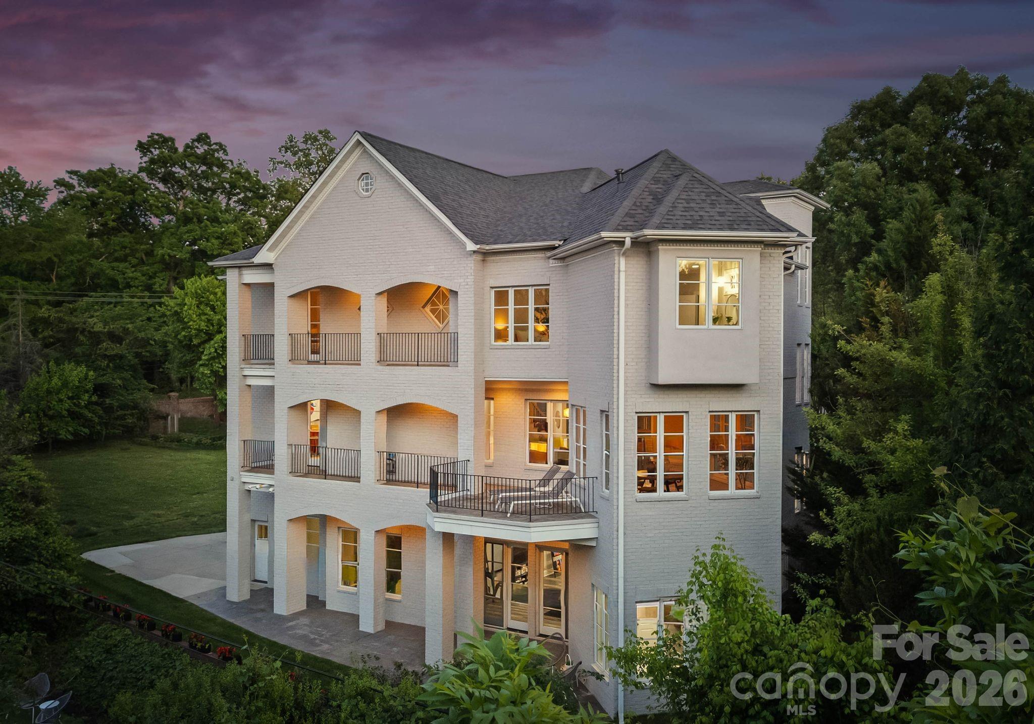 1120 Chollywood Drive — Charlotte