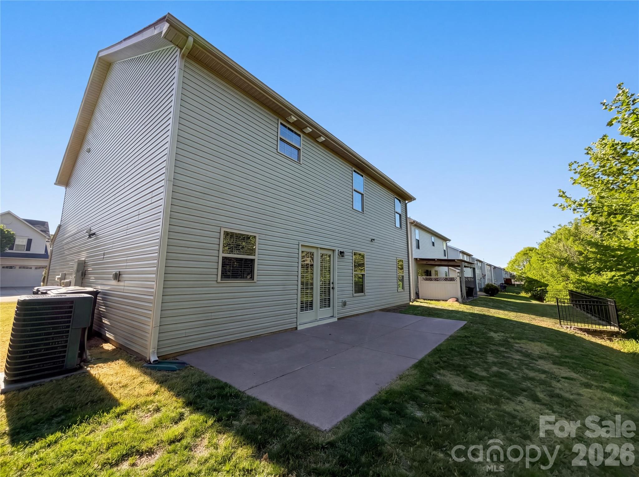 1303 Farm Branch Drive SW — Concord