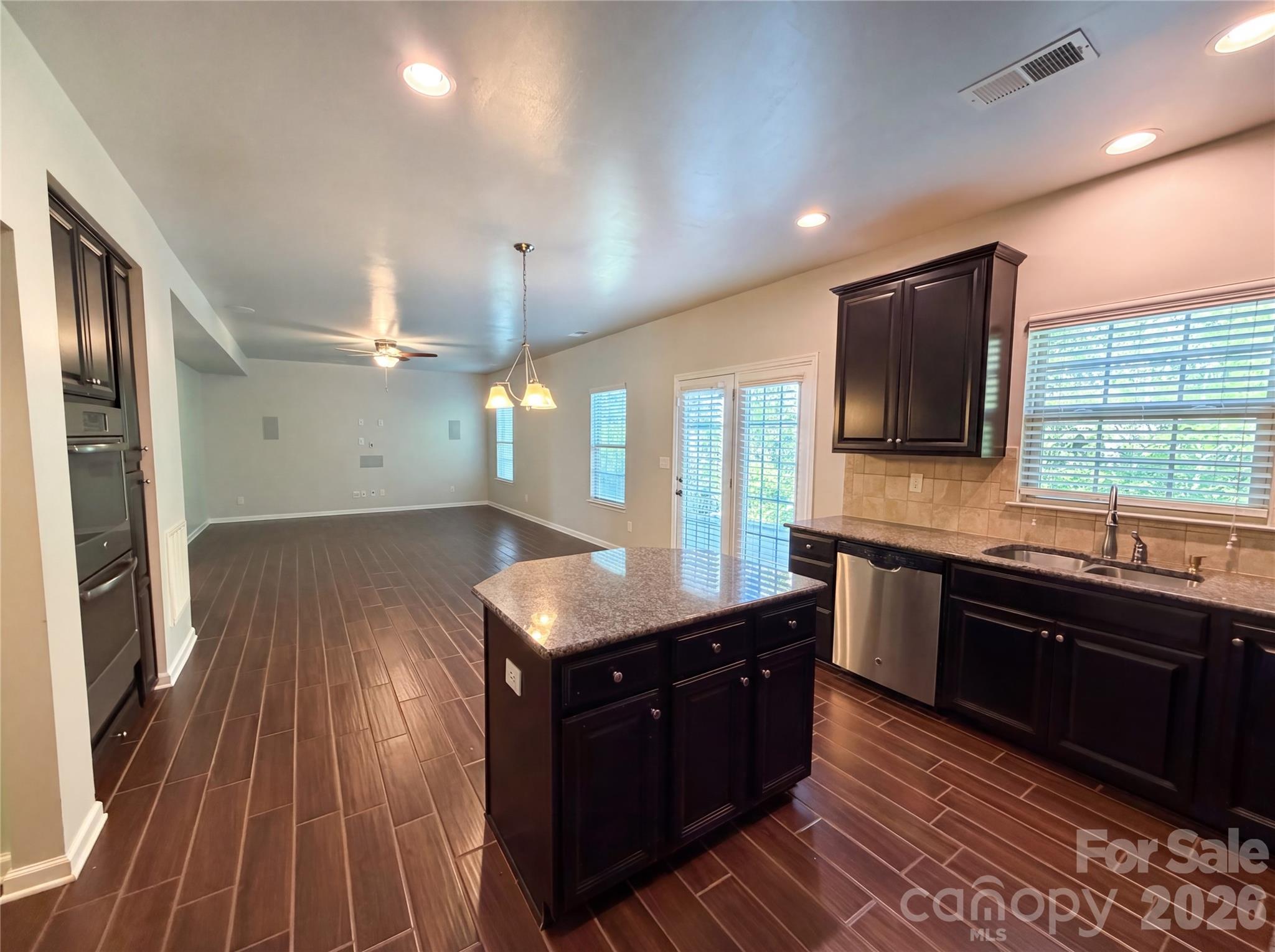 1303 Farm Branch Drive SW — Concord