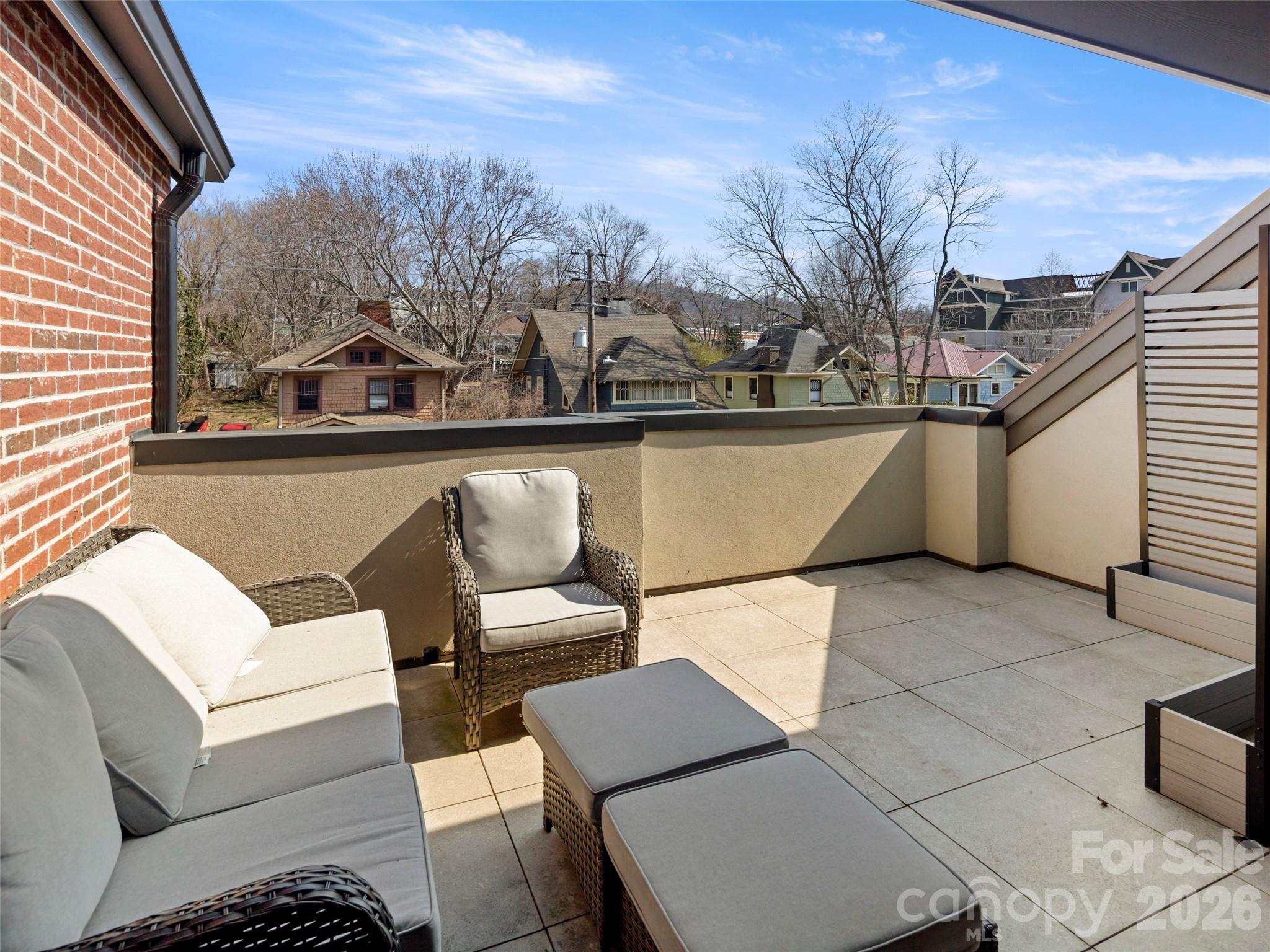 221 Broadway Street — Asheville