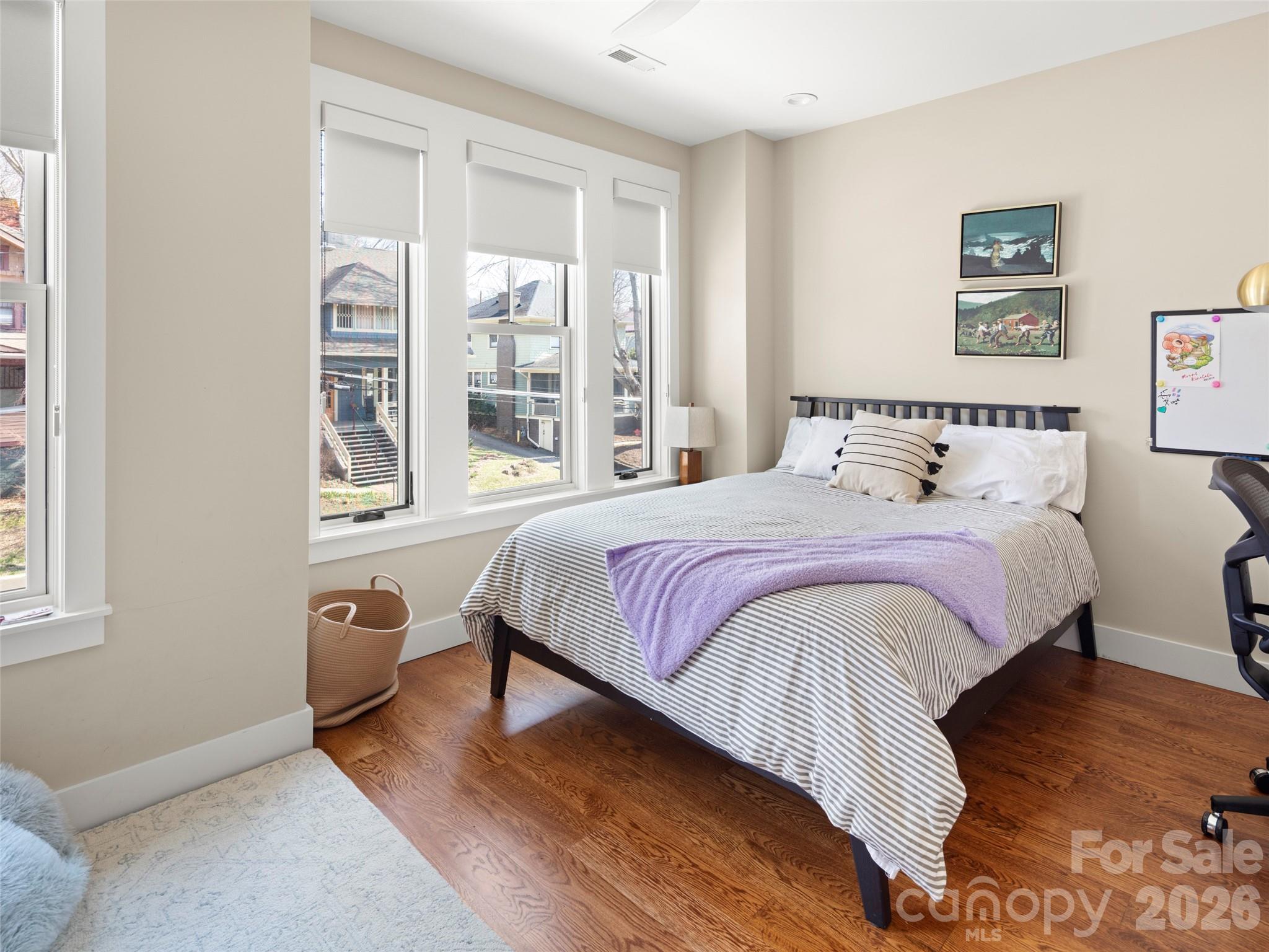 221 Broadway Street — Asheville