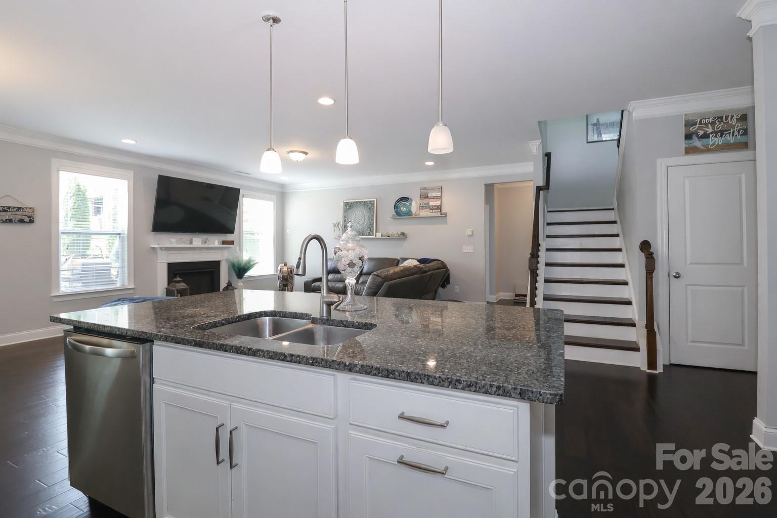 117 Tomahawk Drive — Mooresville