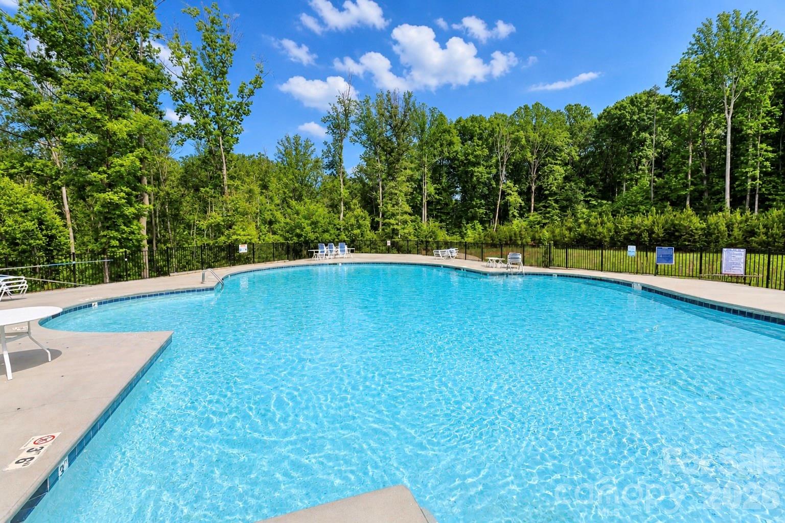 117 Tomahawk Drive — Mooresville