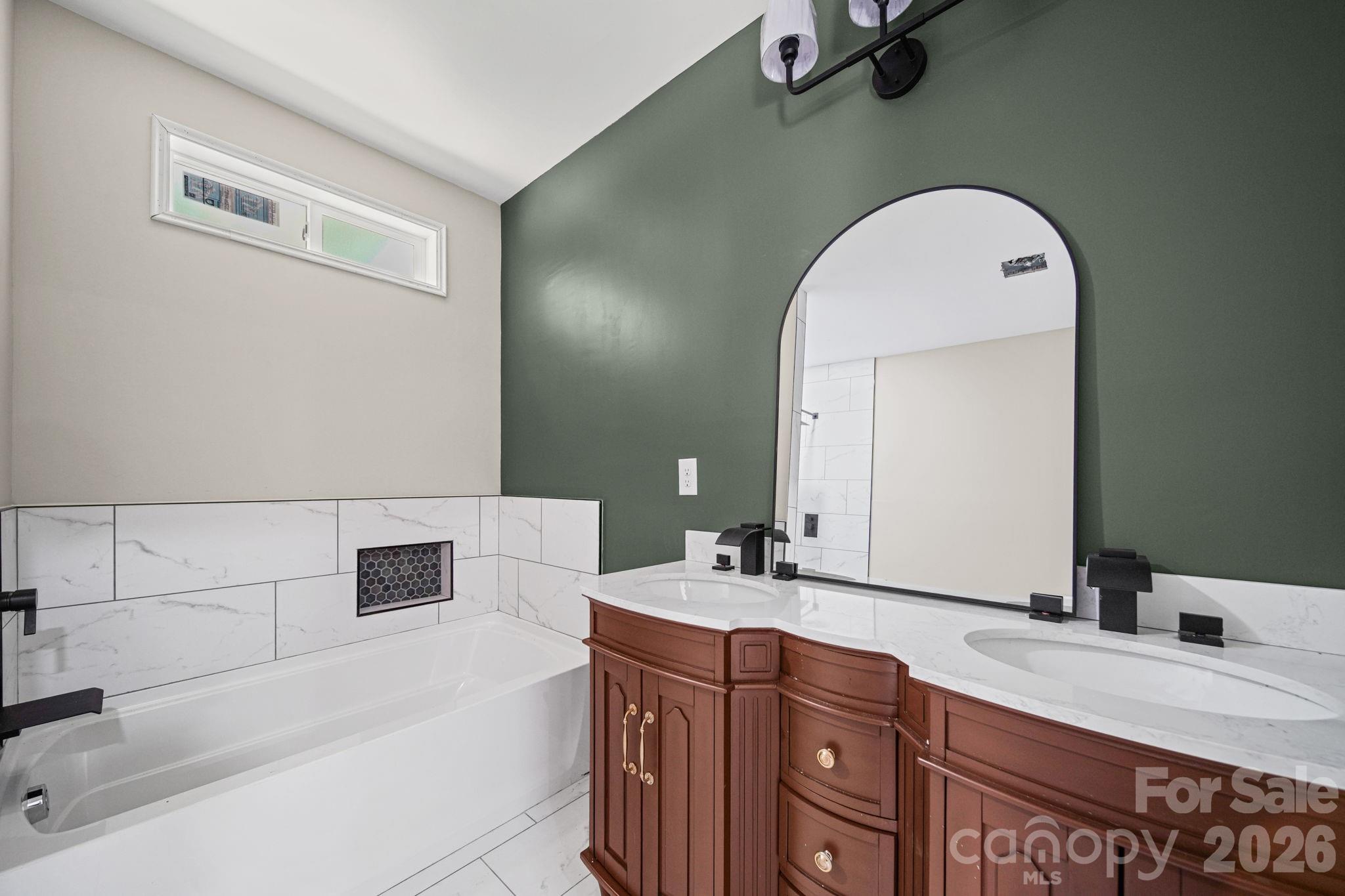 908 S Jackson Street — Salisbury
