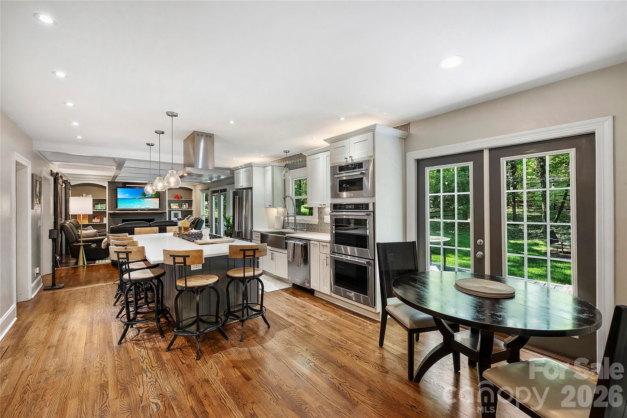 5525 Lancelot Drive — Charlotte