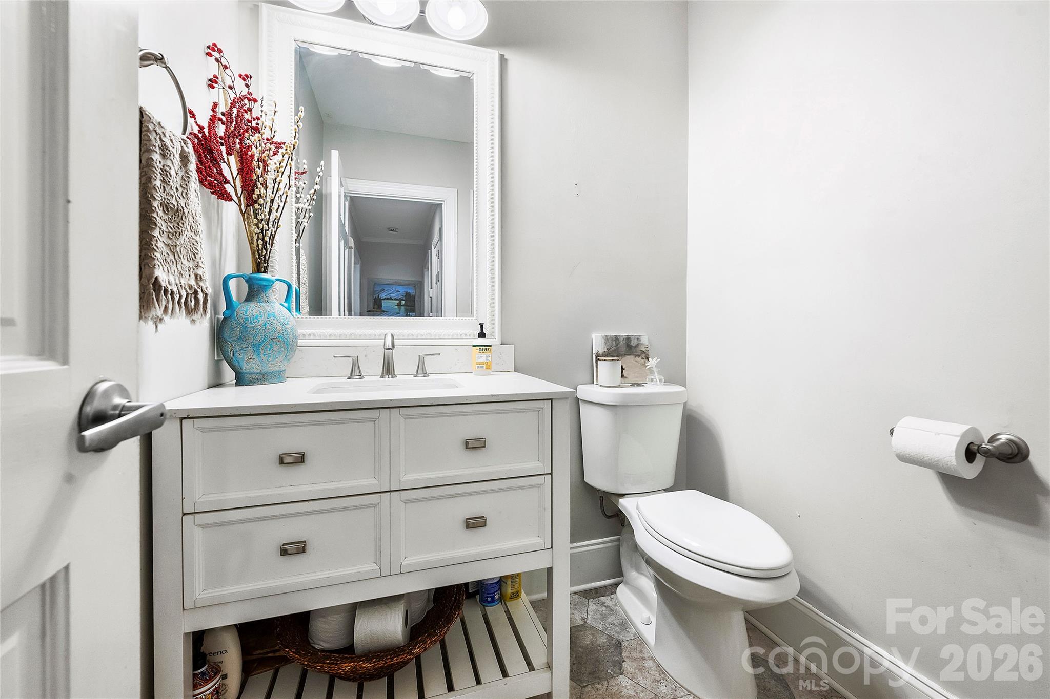 5525 Lancelot Drive — Charlotte