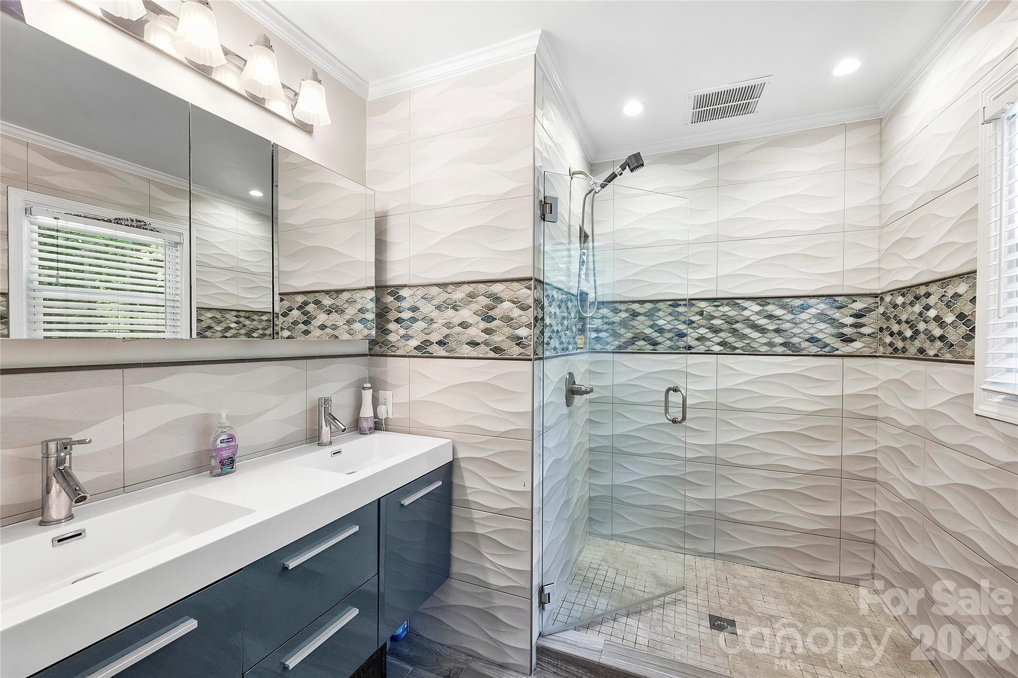 5525 Lancelot Drive — Charlotte