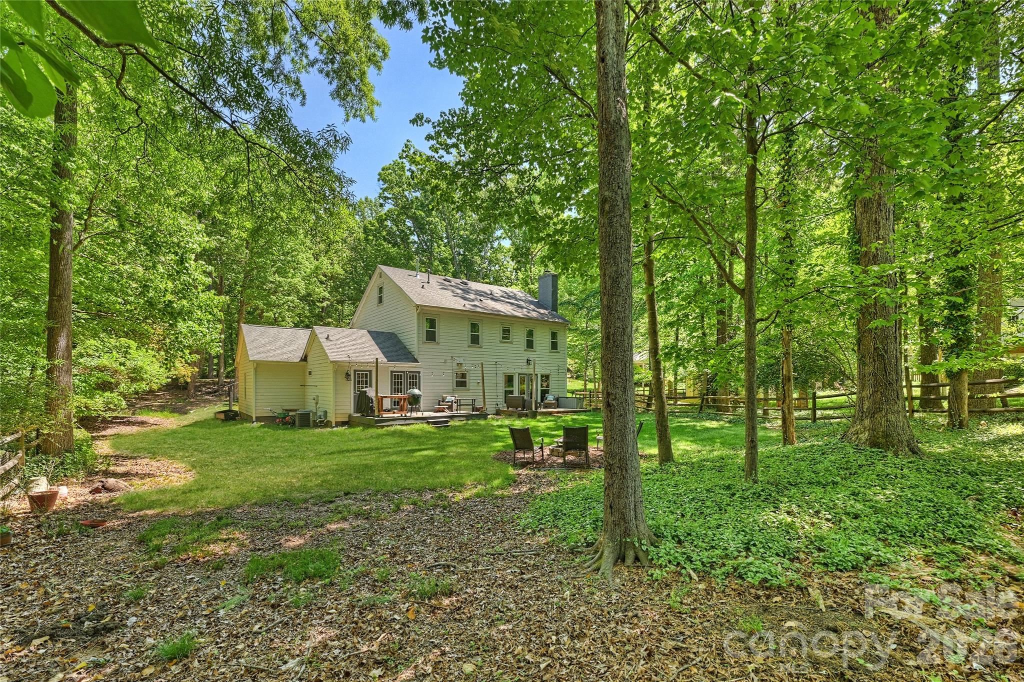 5525 Lancelot Drive — Charlotte