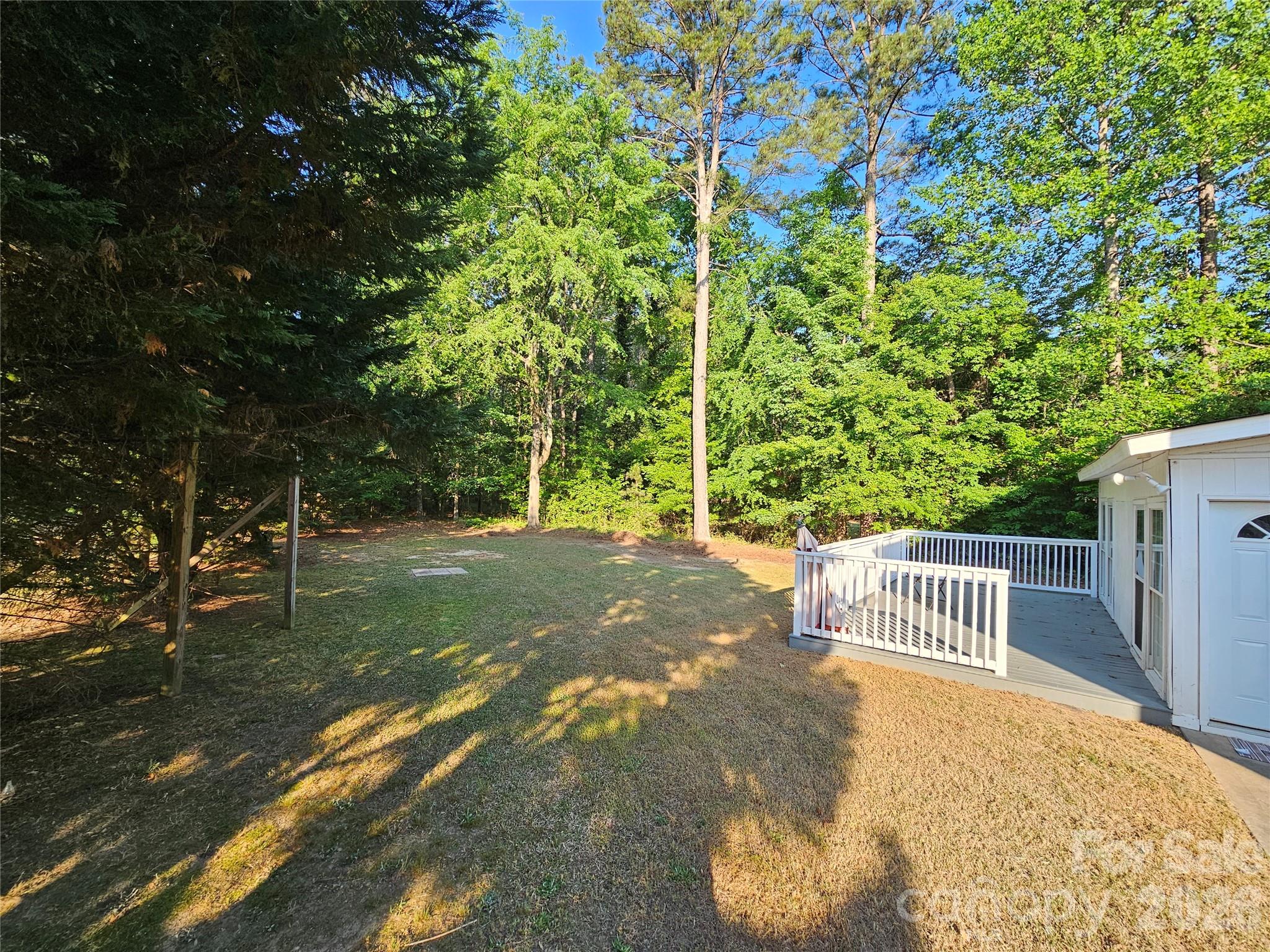 2843 Lakeshore Drive — Chester