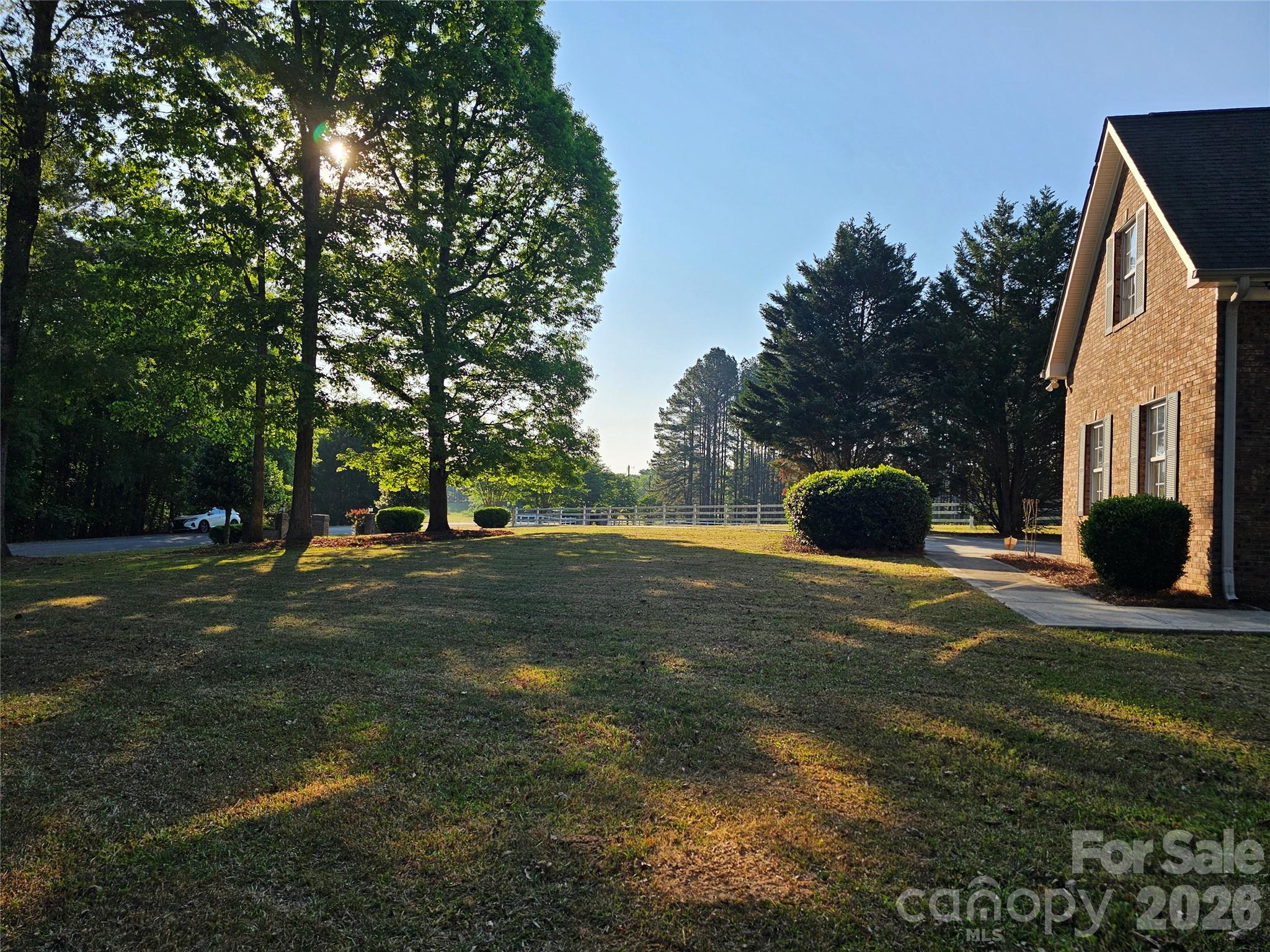 2843 Lakeshore Drive — Chester