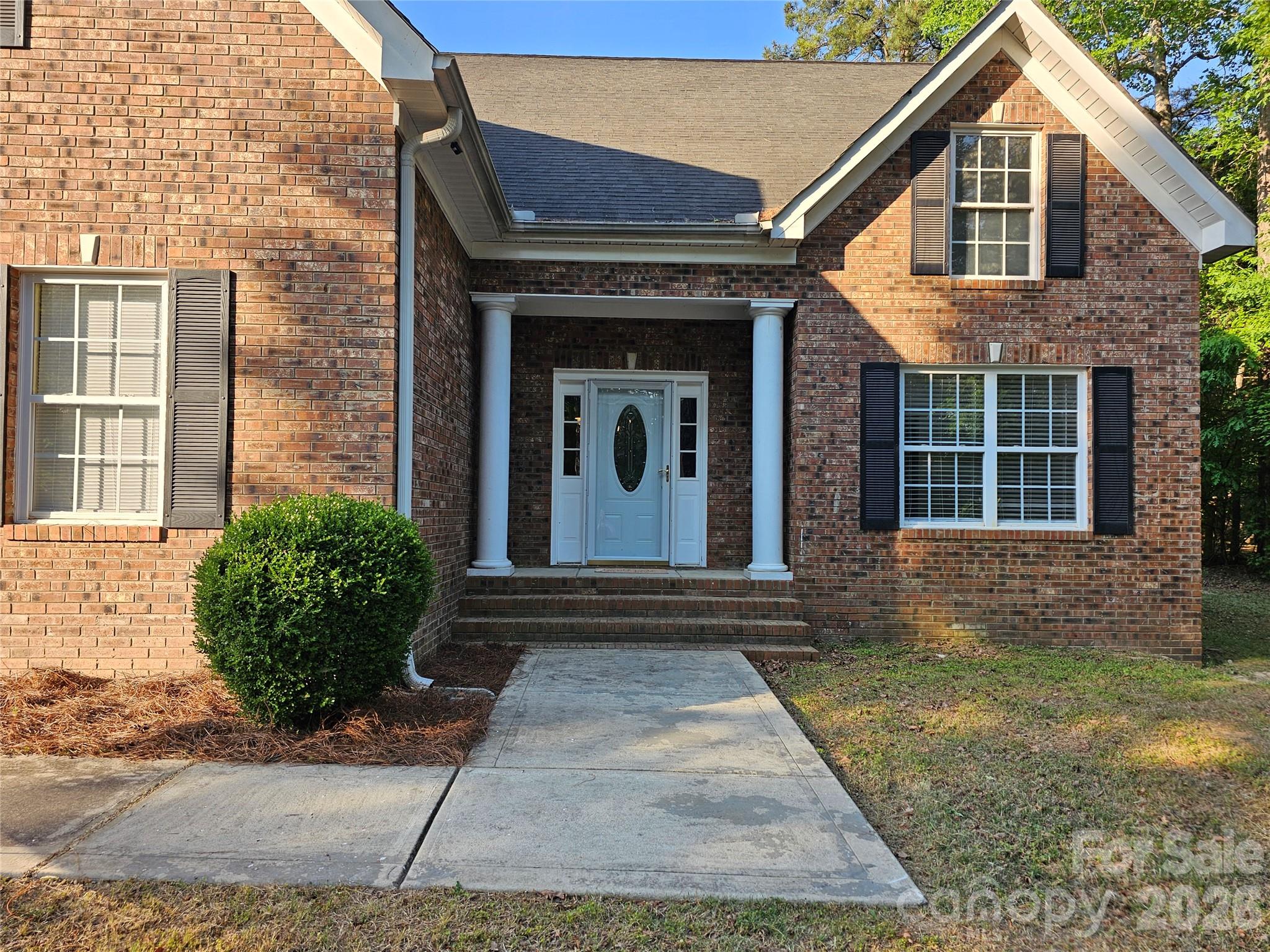 2843 Lakeshore Drive — Chester