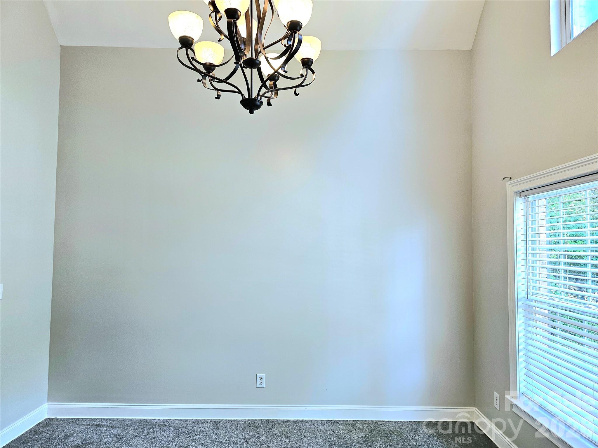 2843 Lakeshore Drive — Chester