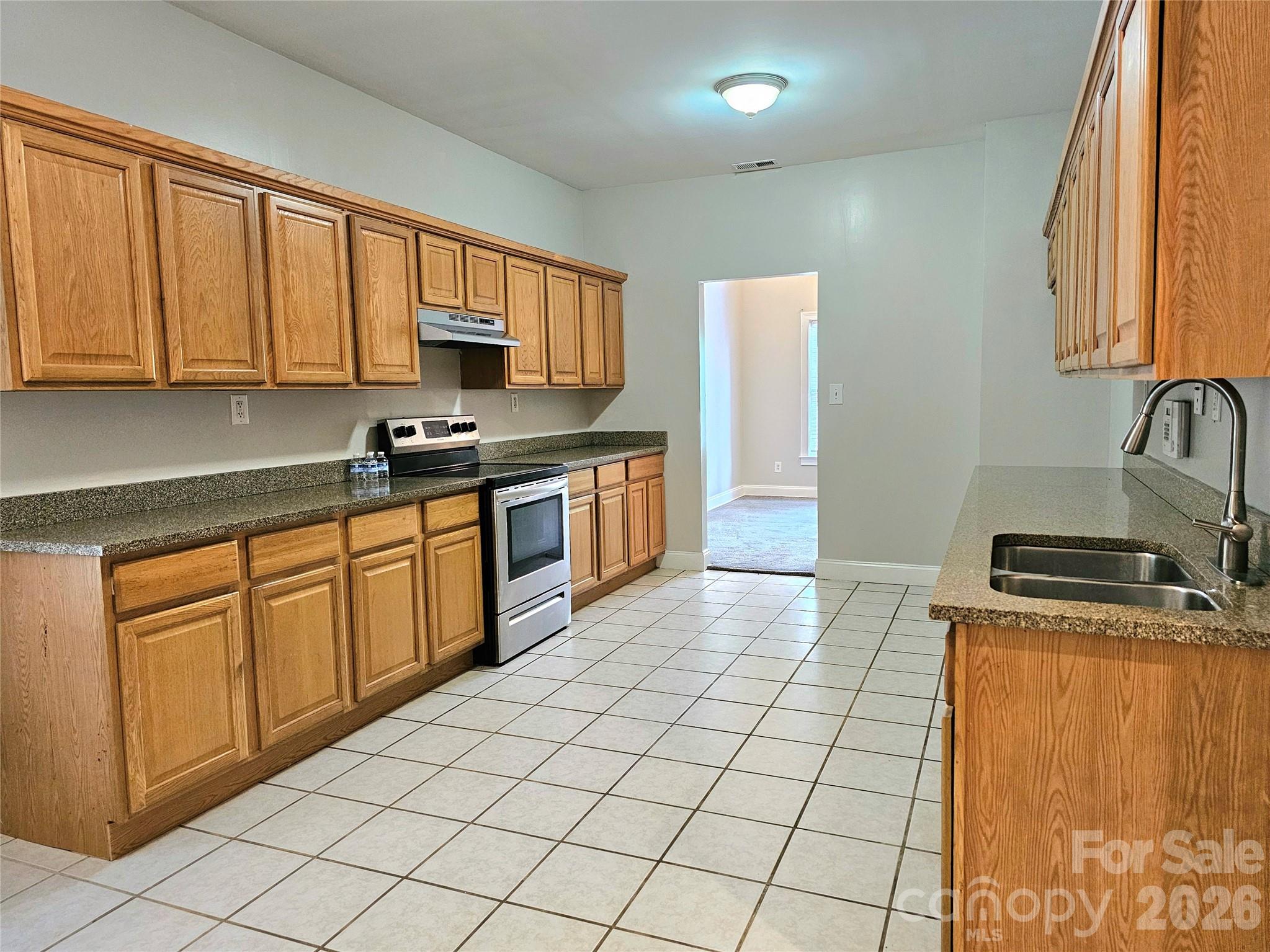 2843 Lakeshore Drive — Chester