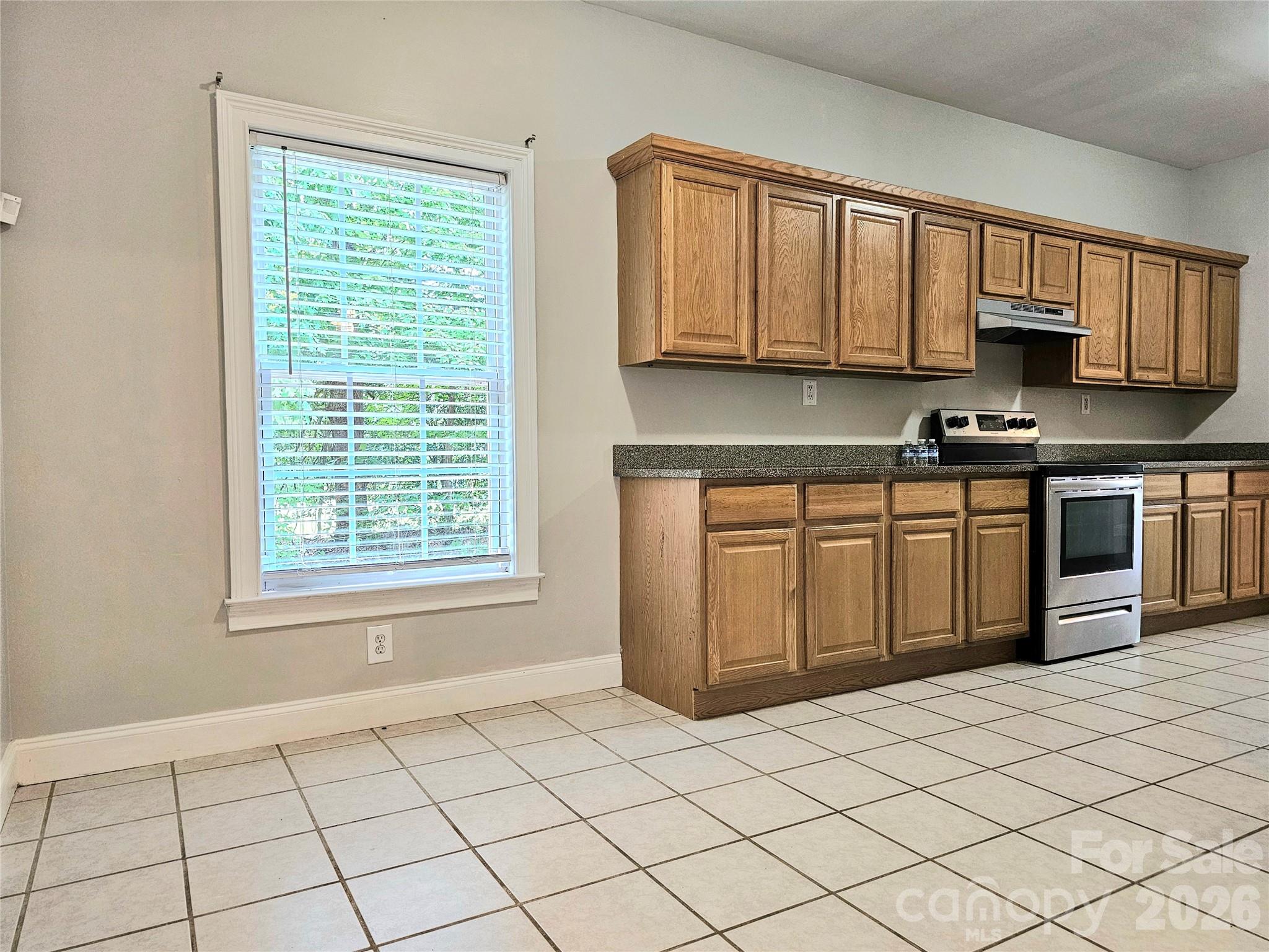 2843 Lakeshore Drive — Chester