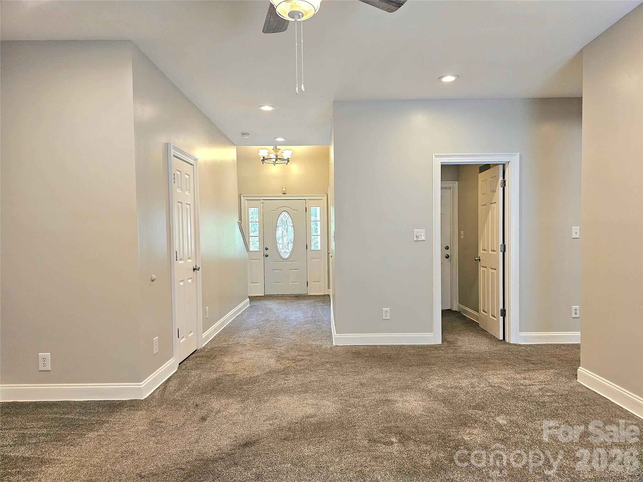 2843 Lakeshore Drive — Chester