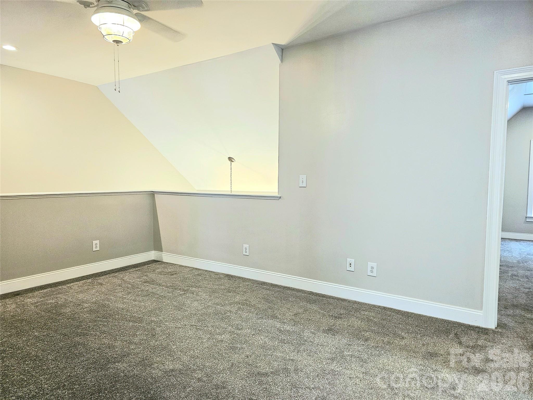 2843 Lakeshore Drive — Chester