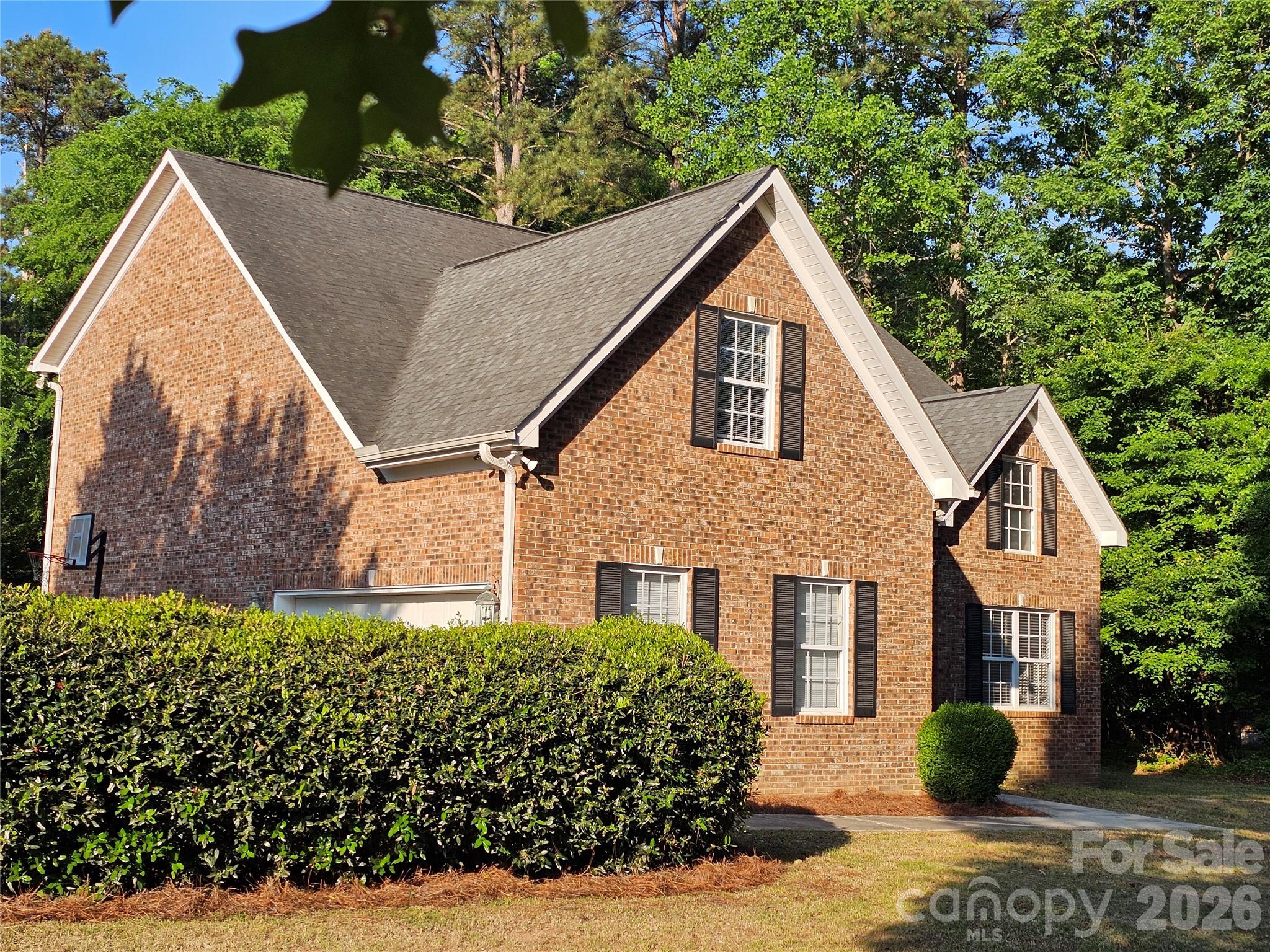 2843 Lakeshore Drive — Chester