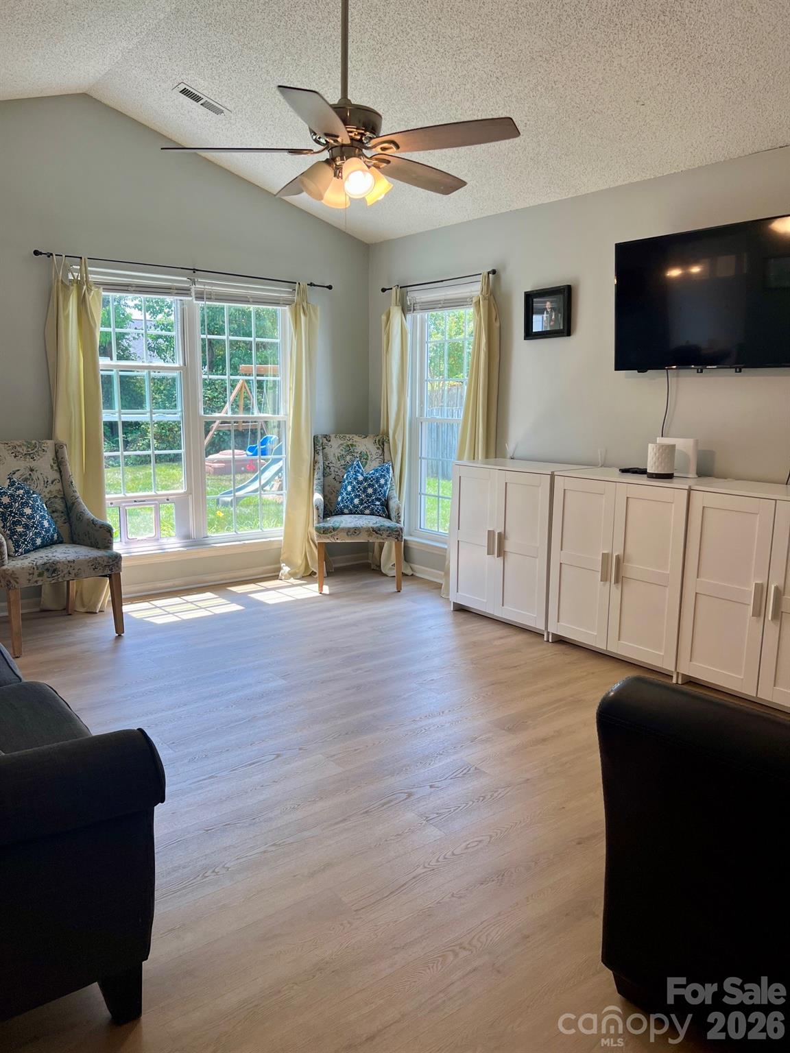 11216 White Stag Drive — Charlotte