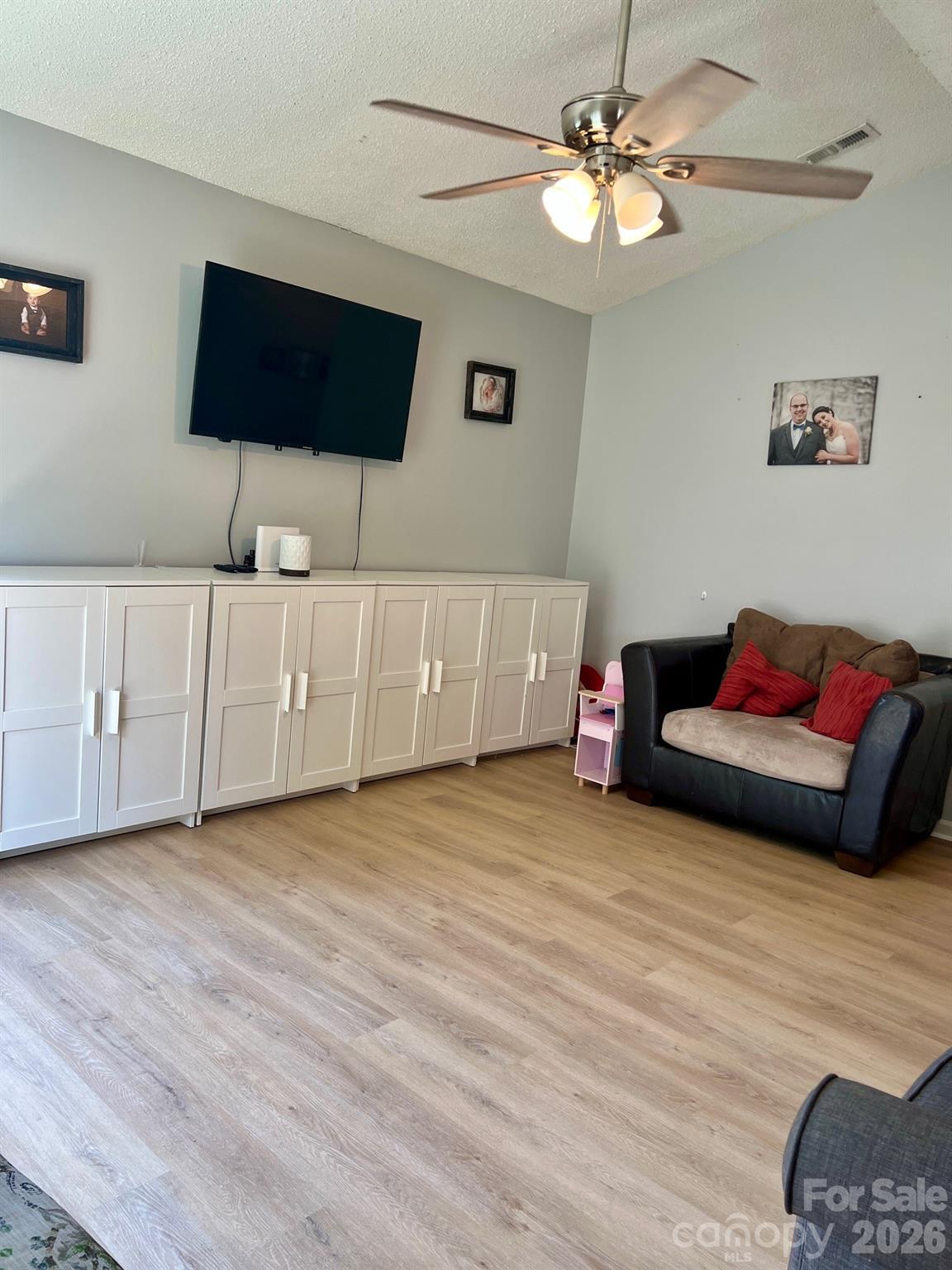11216 White Stag Drive — Charlotte