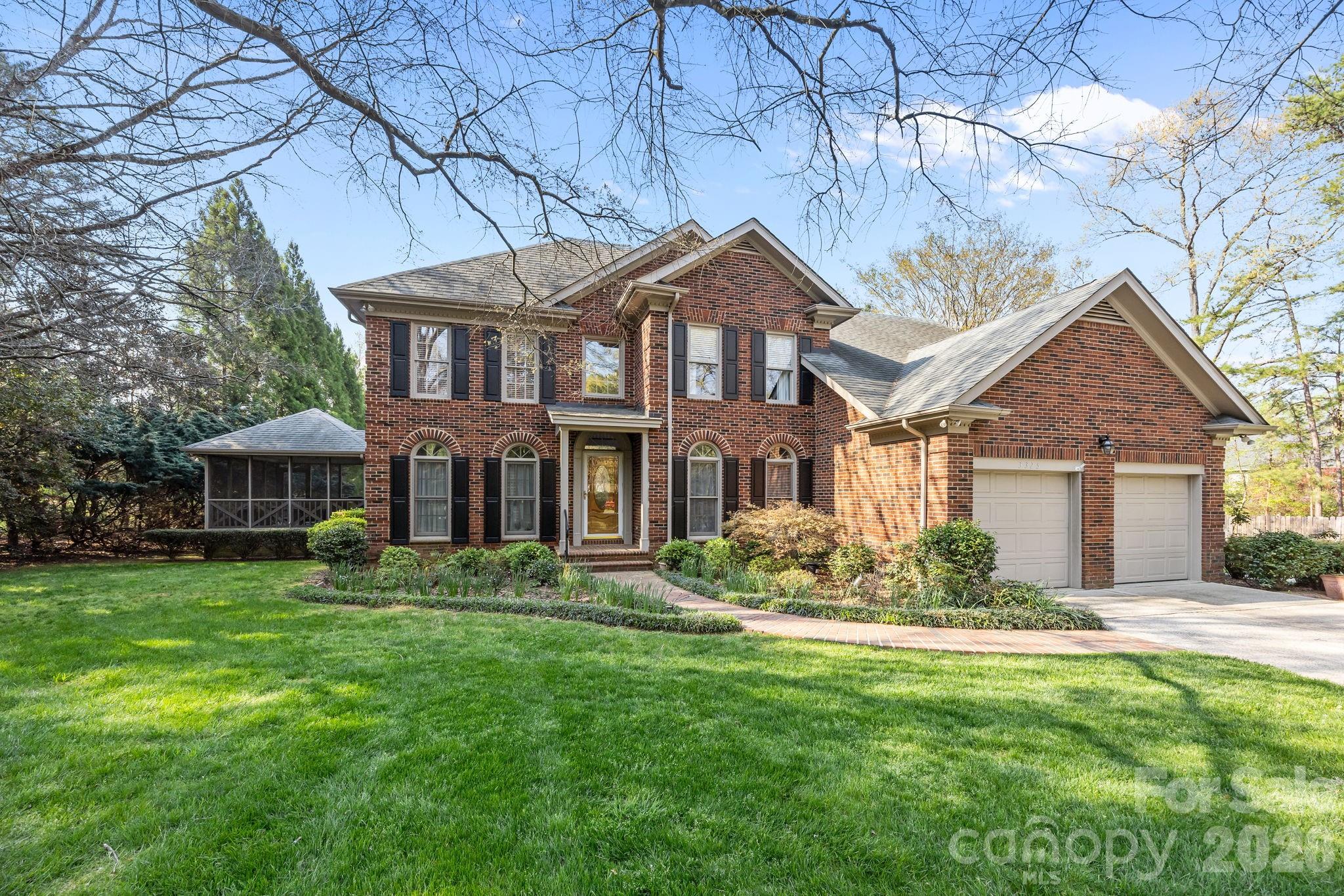 3325 Tilley Morris Road — Matthews