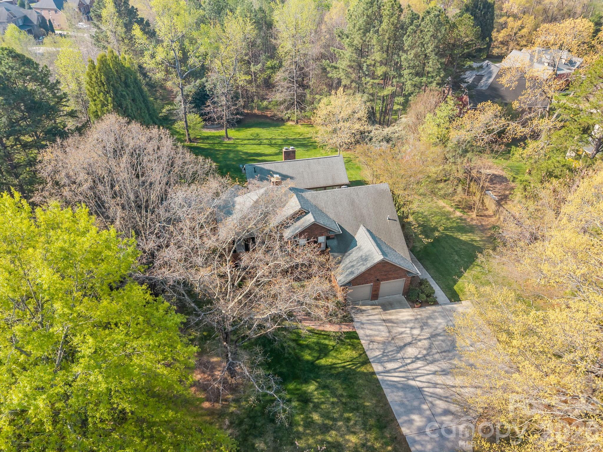 3325 Tilley Morris Road — Matthews