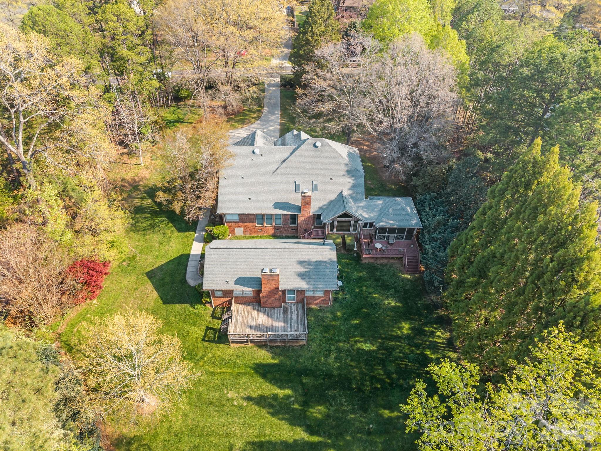 3325 Tilley Morris Road — Matthews