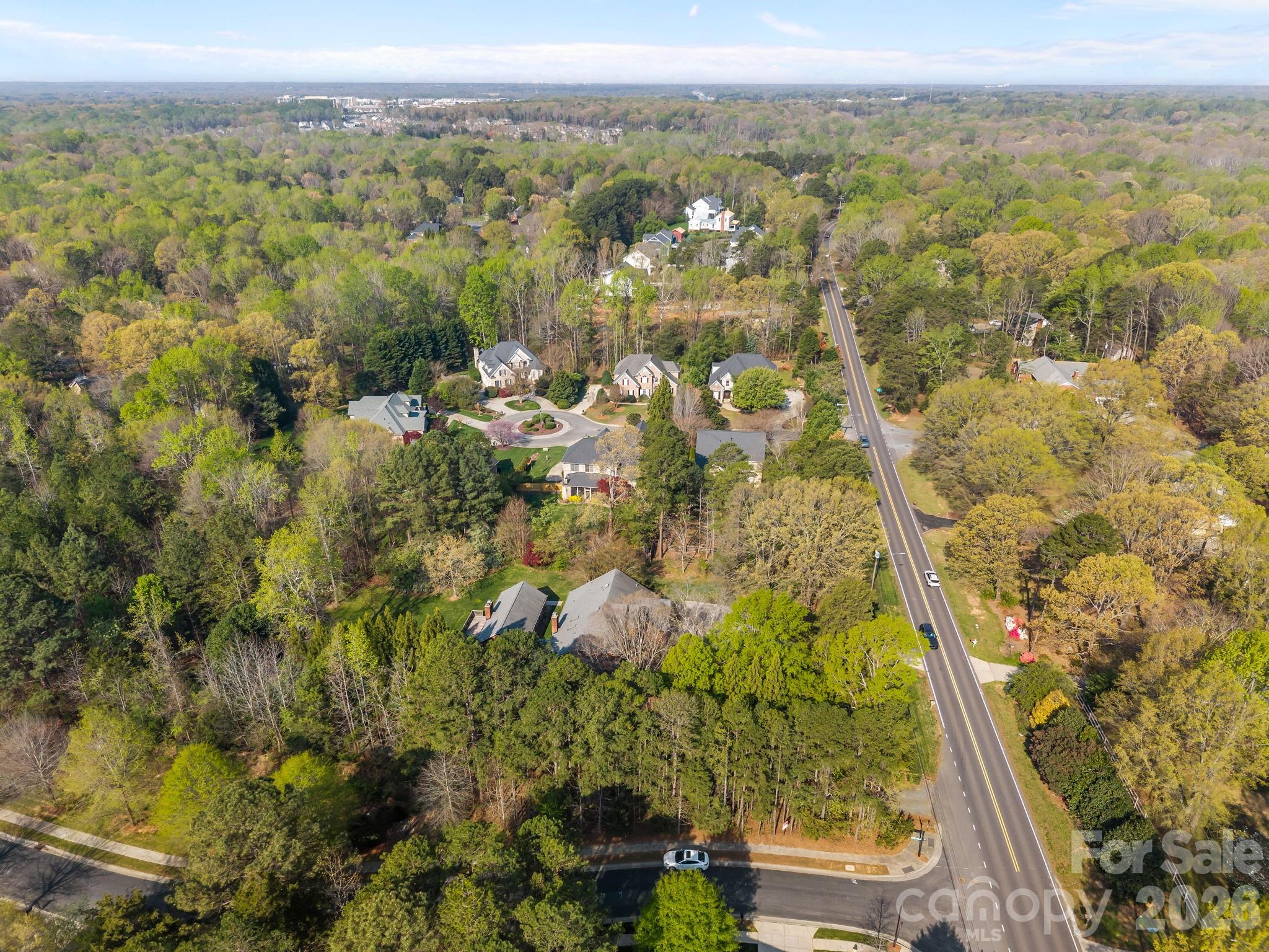 3325 Tilley Morris Road — Matthews