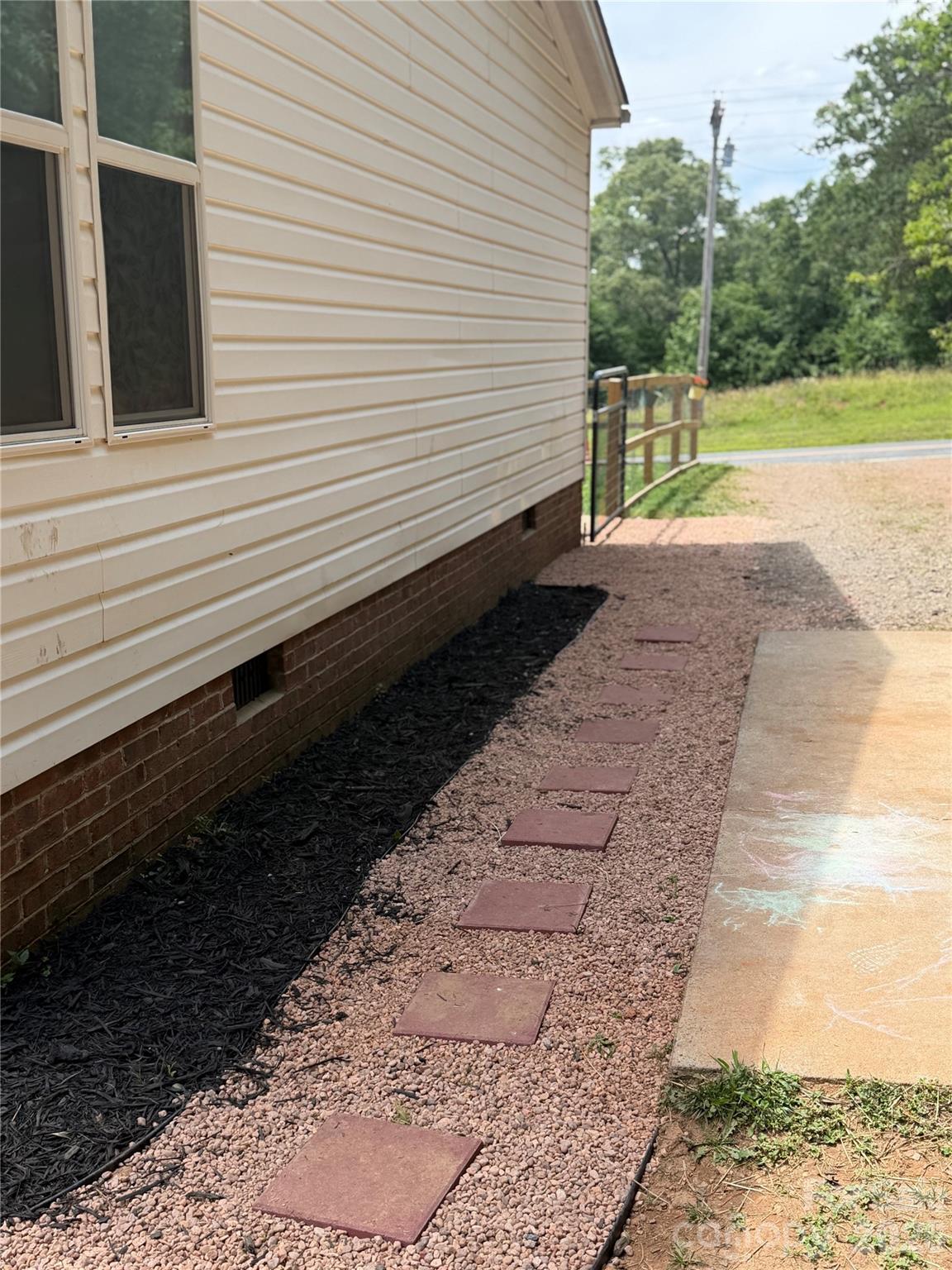 929 Brookhaven Road — Statesville