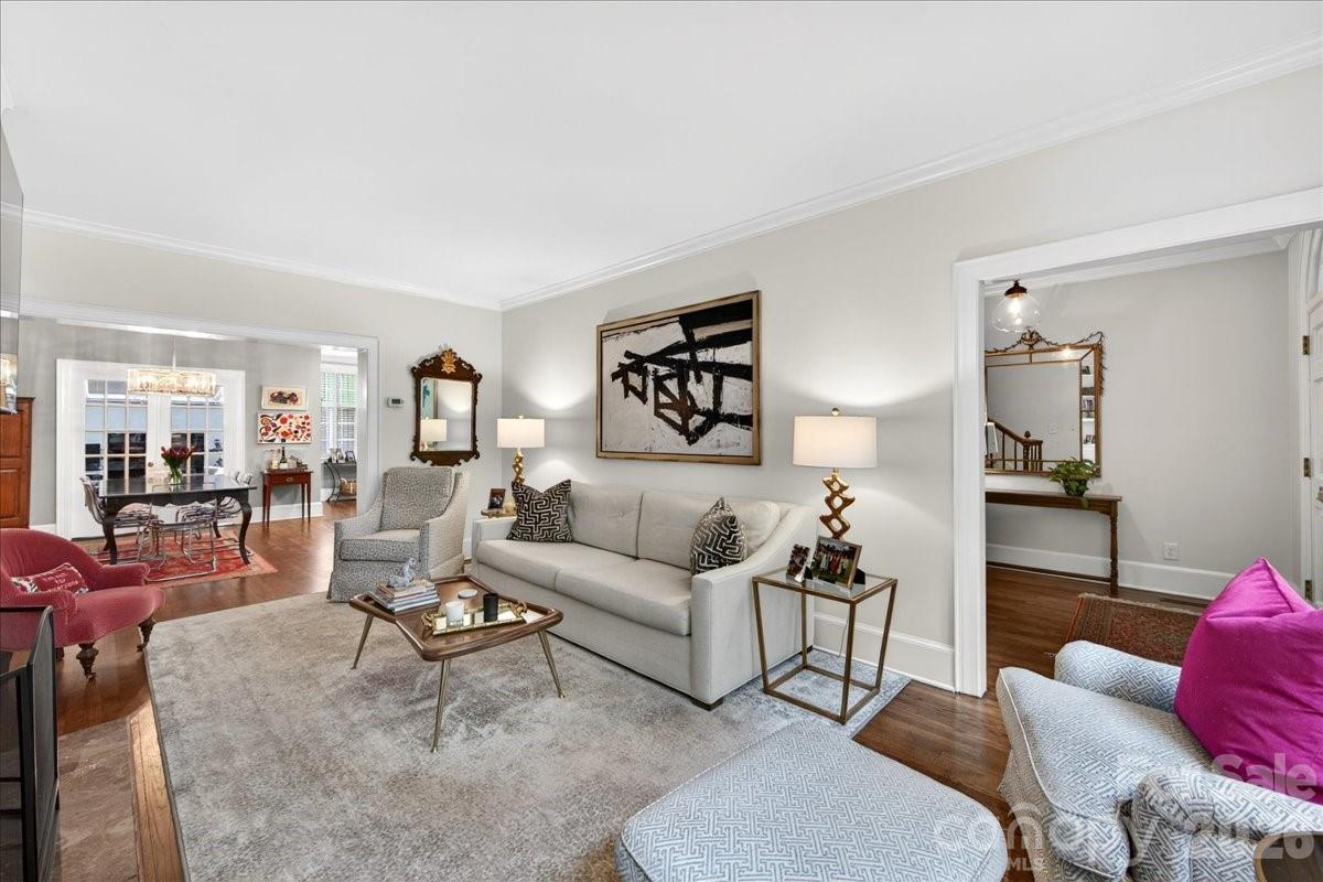 202 Perrin Place — Charlotte