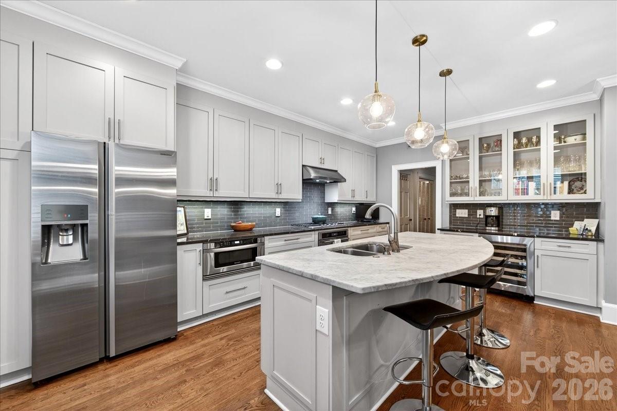 202 Perrin Place — Charlotte