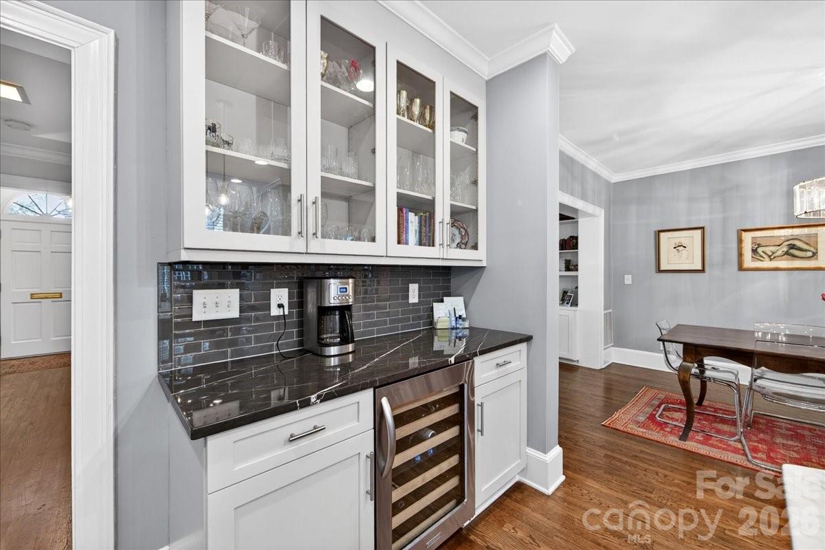 202 Perrin Place — Charlotte