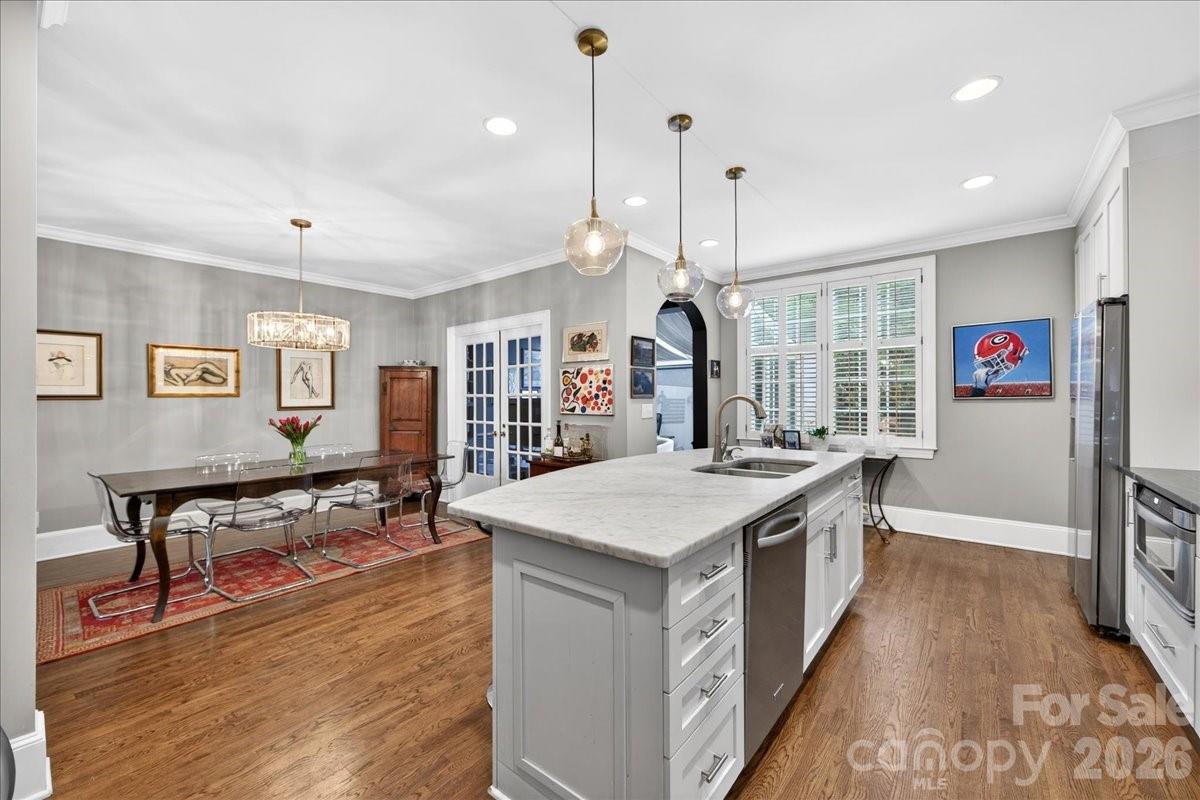 202 Perrin Place — Charlotte