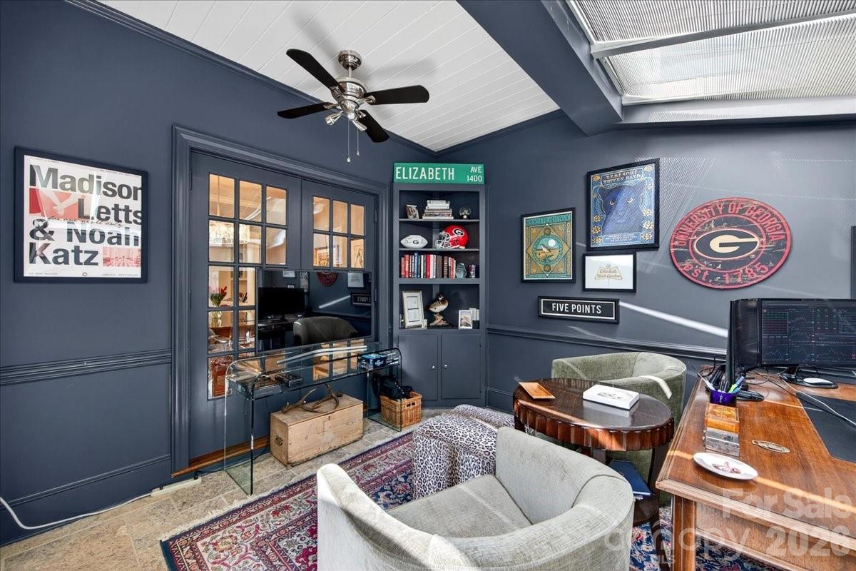 202 Perrin Place — Charlotte