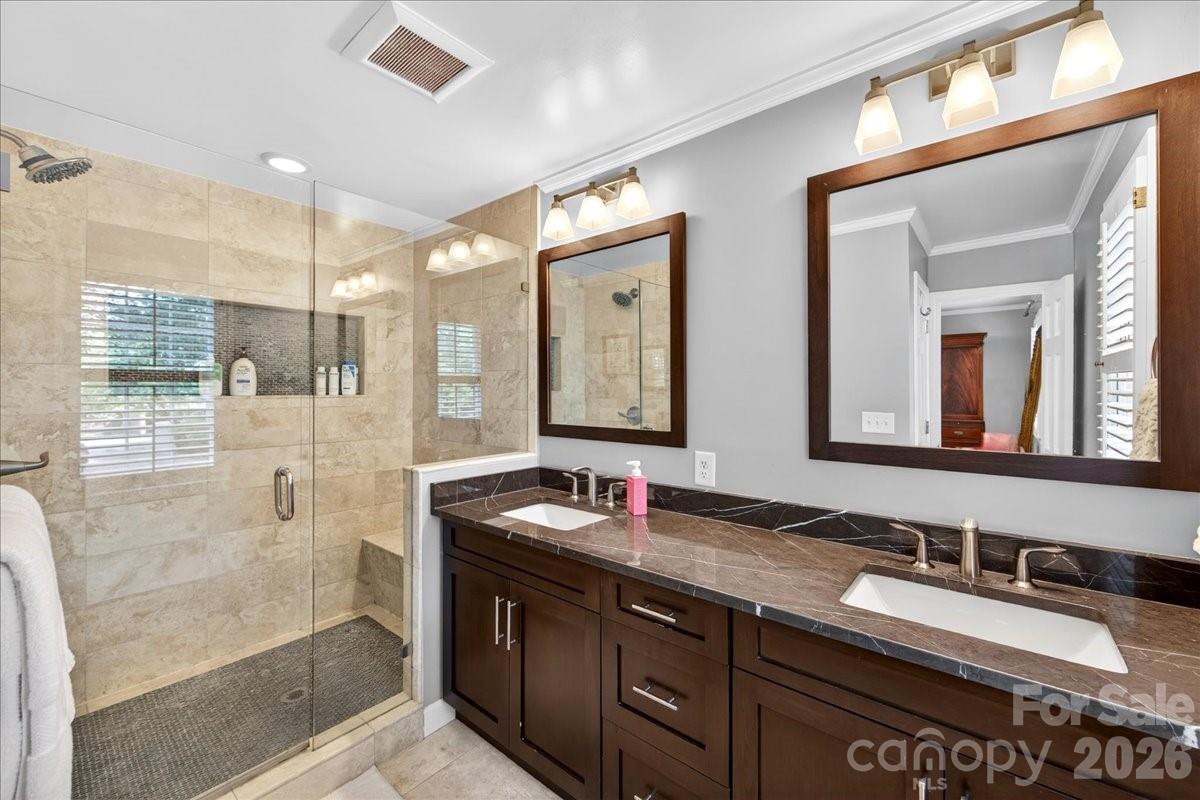 202 Perrin Place — Charlotte