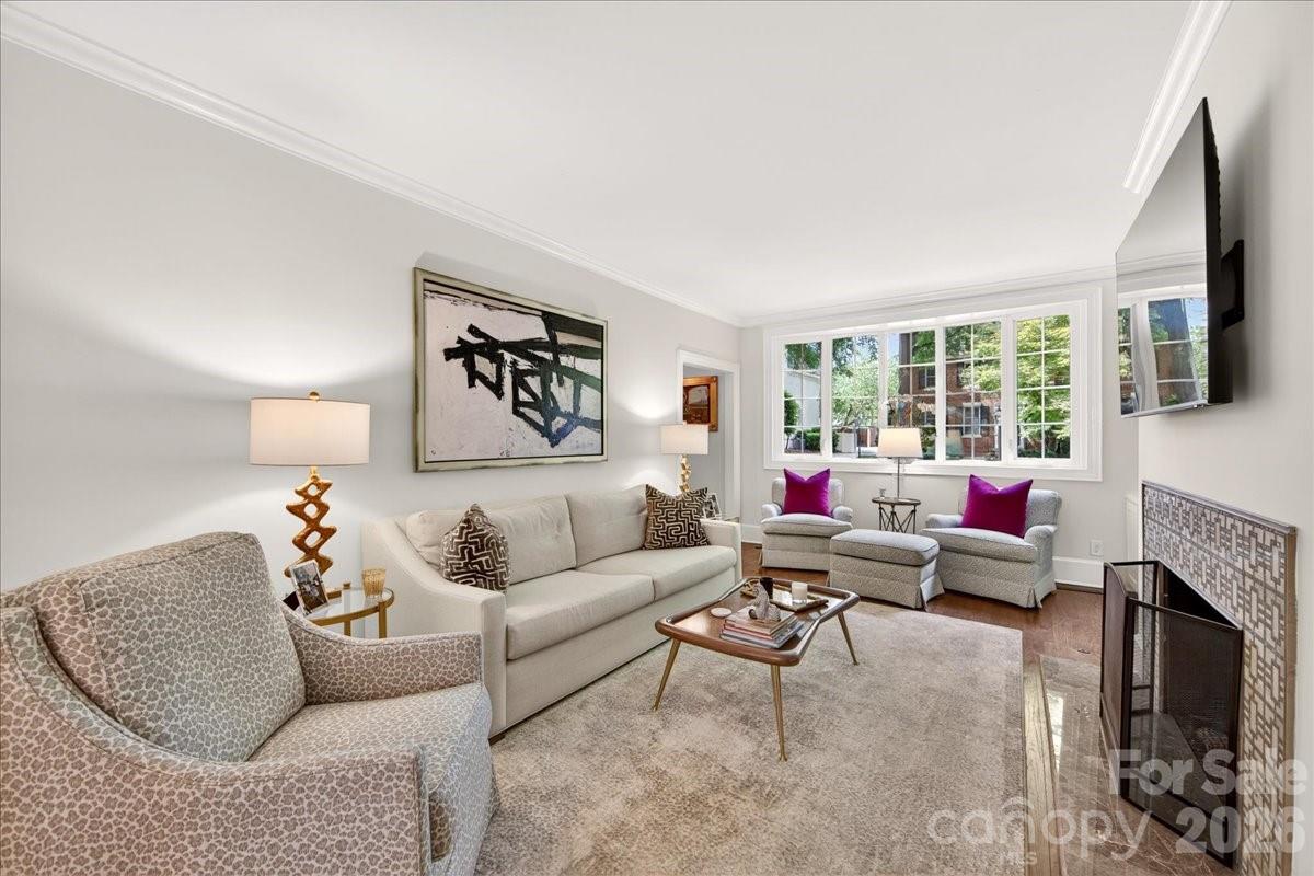 202 Perrin Place — Charlotte