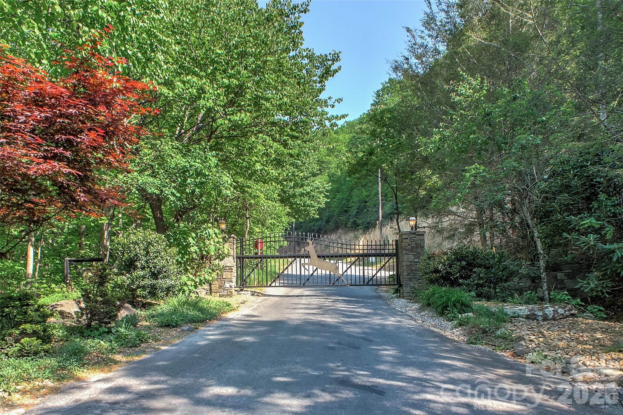491 Mckenzie Way S #598, 599 — Old Fort