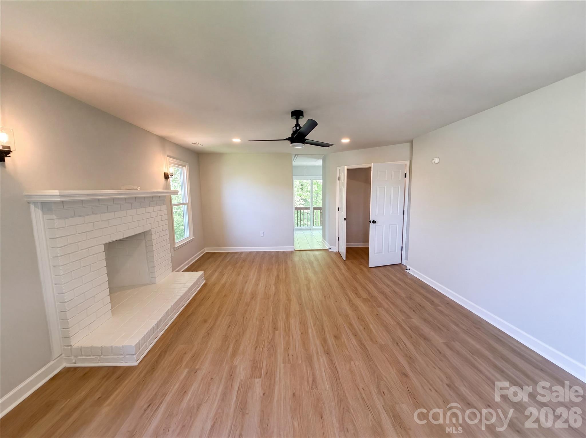 6095 Coral View Drive — Harrisburg