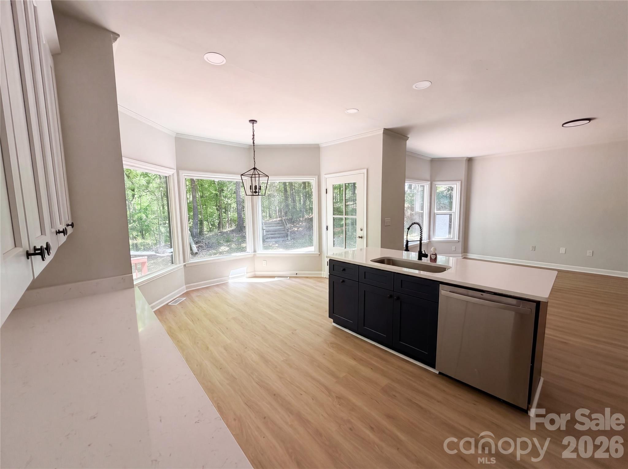 6095 Coral View Drive — Harrisburg