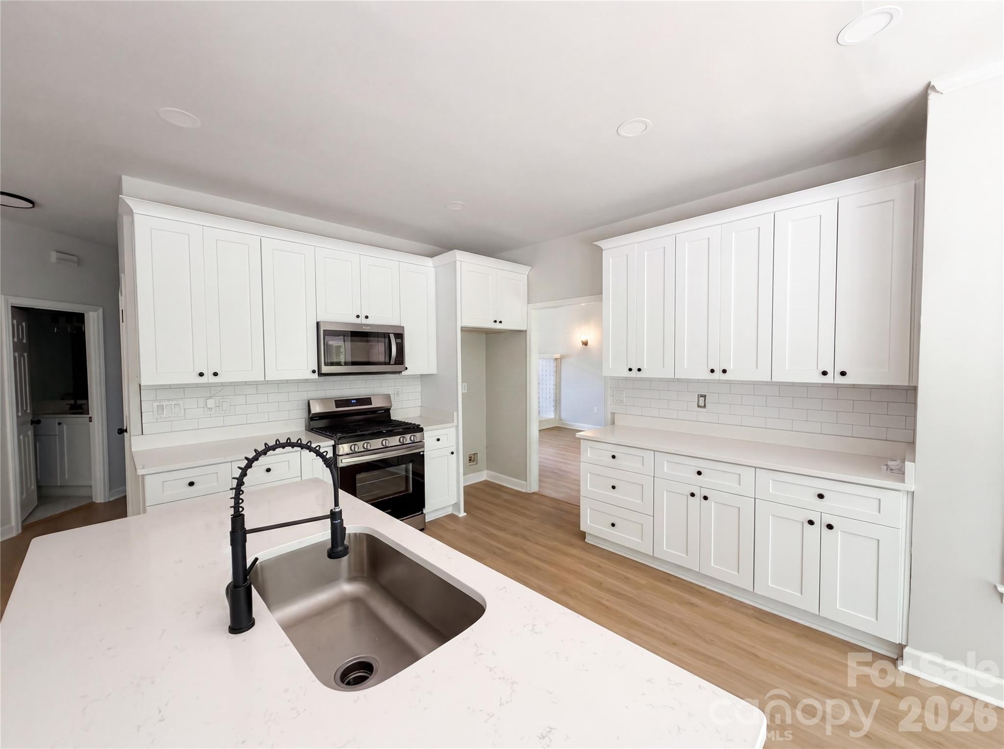 6095 Coral View Drive — Harrisburg