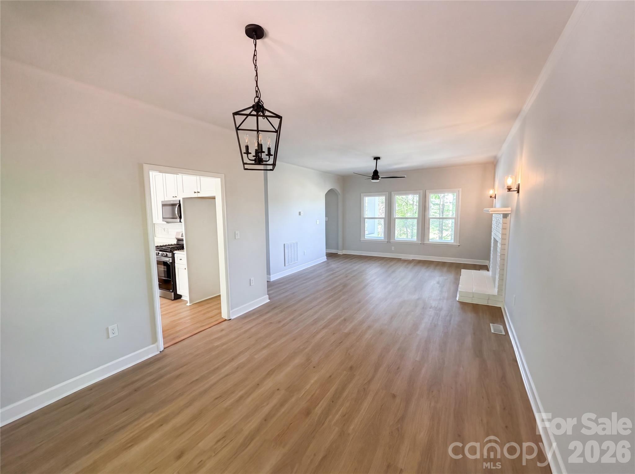 6095 Coral View Drive — Harrisburg